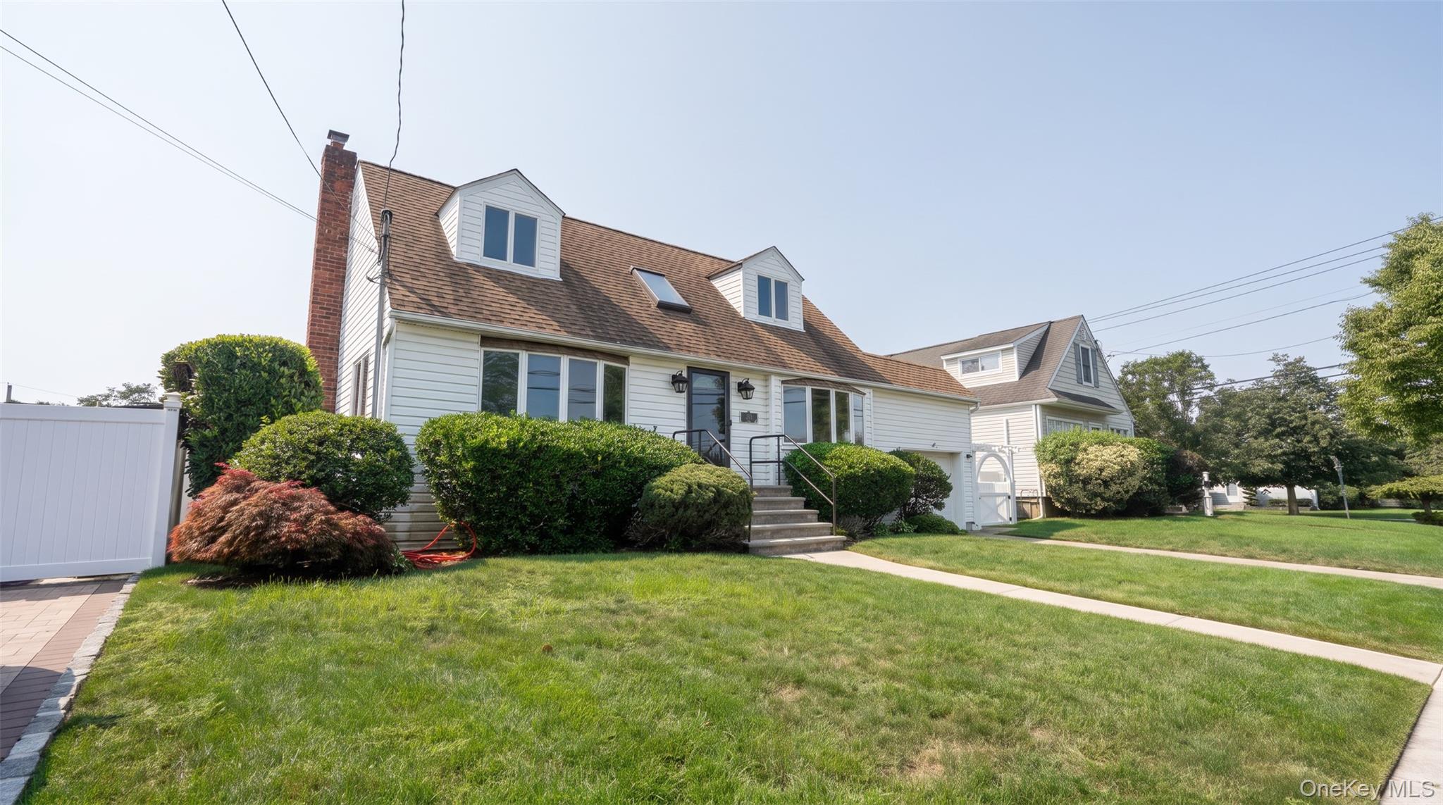 265 Weidner Avenue – For Sale photo 2