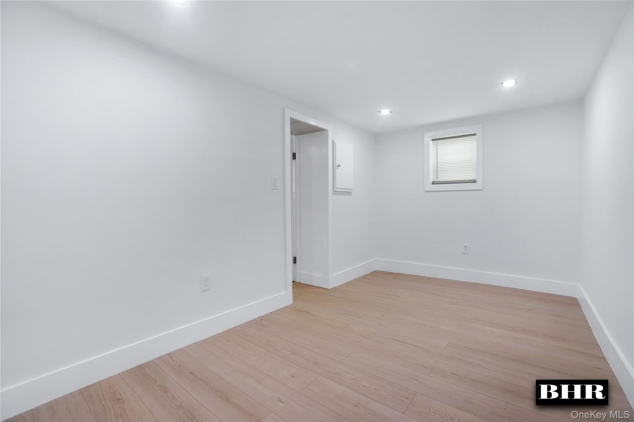 190 Kensington Street – For Sale photo 19