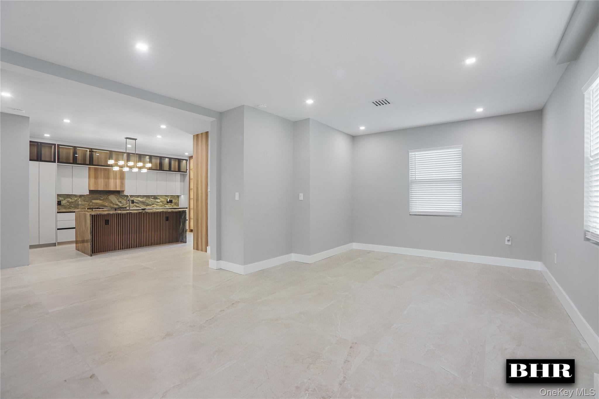 190 Kensington Street – For Sale photo 8