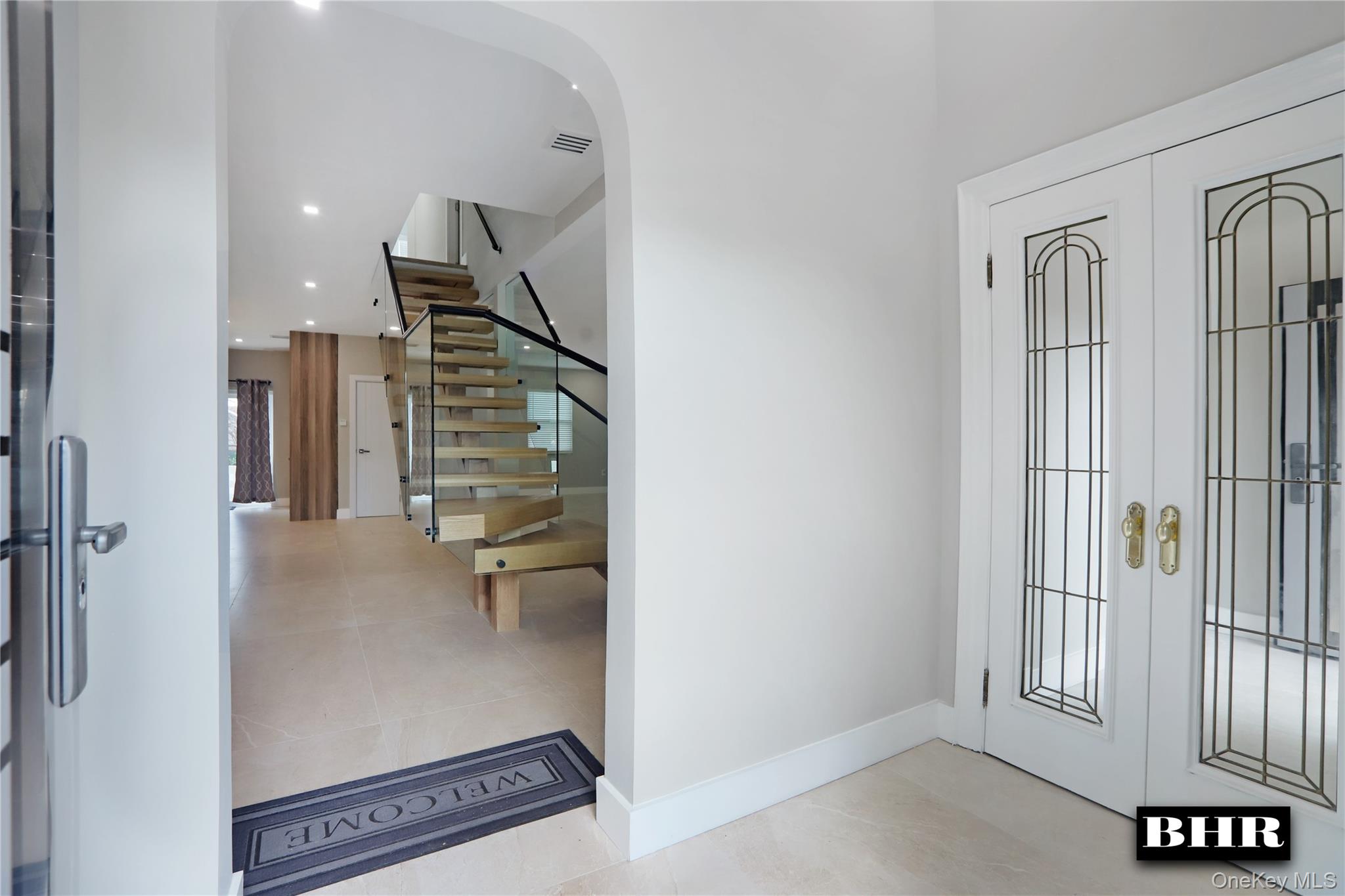 190 Kensington Street – For Sale photo 3