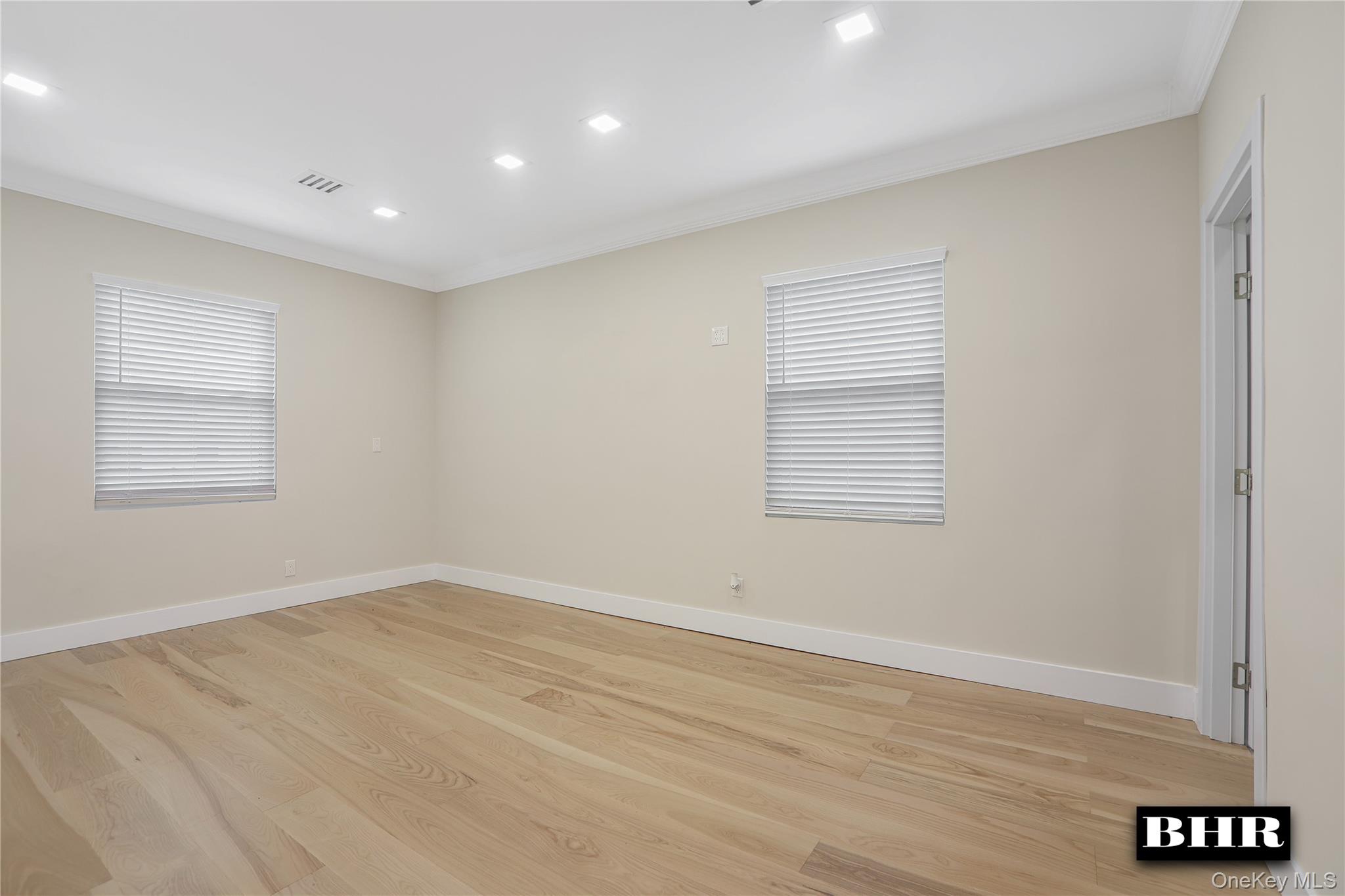190 Kensington Street – For Sale photo 32
