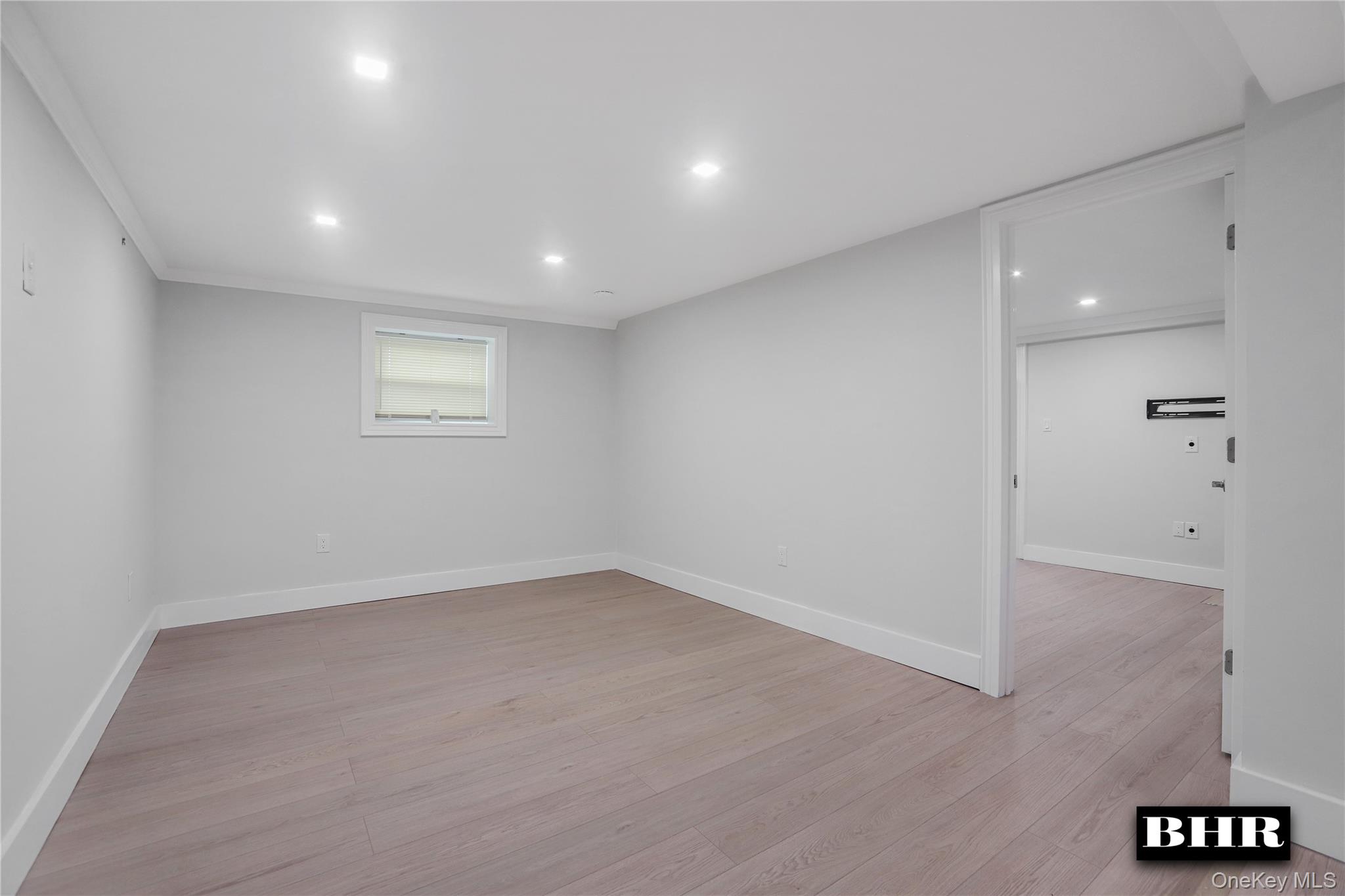 190 Kensington Street – For Sale photo 20