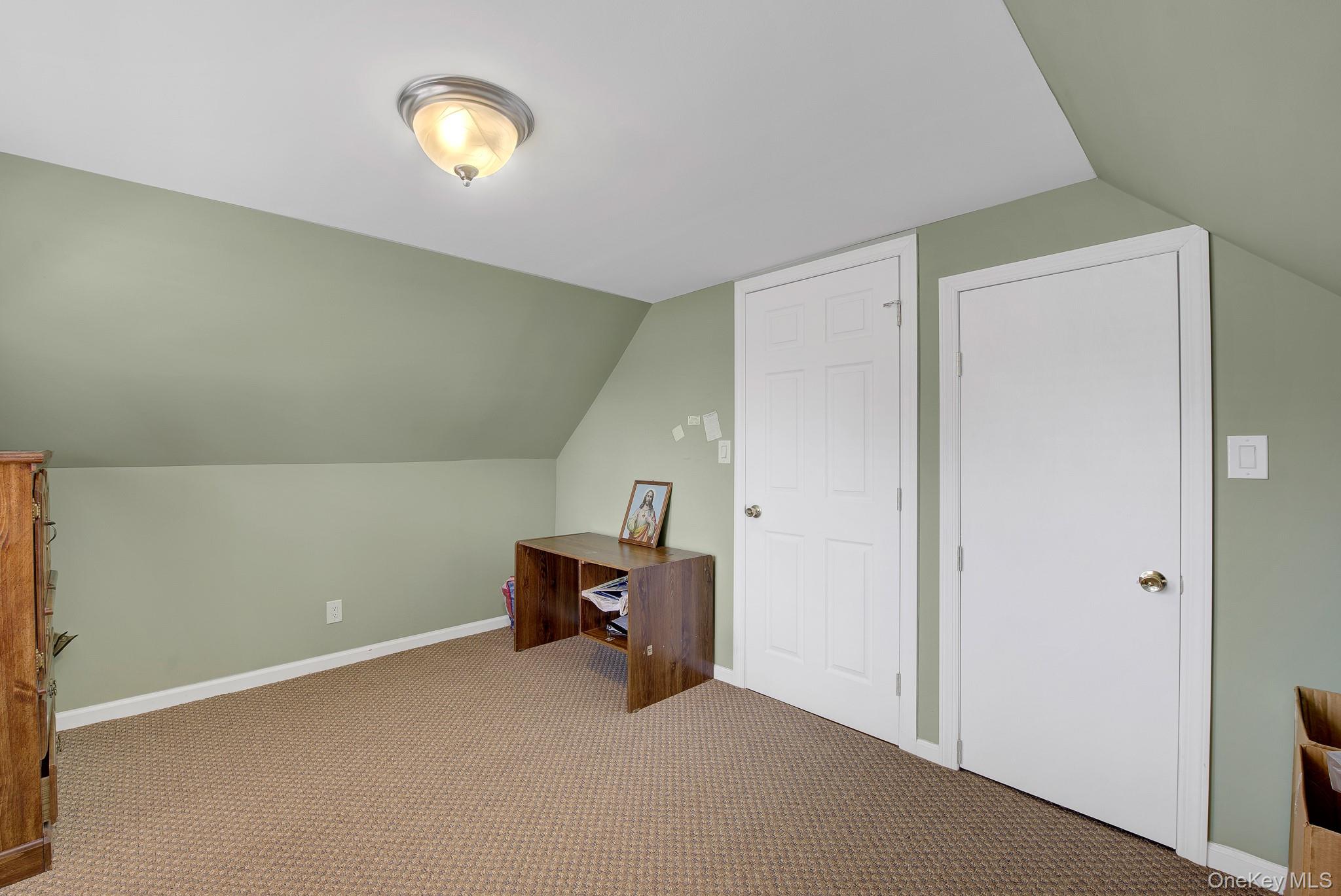 409 Saint Agnes Place – For Sale photo 16