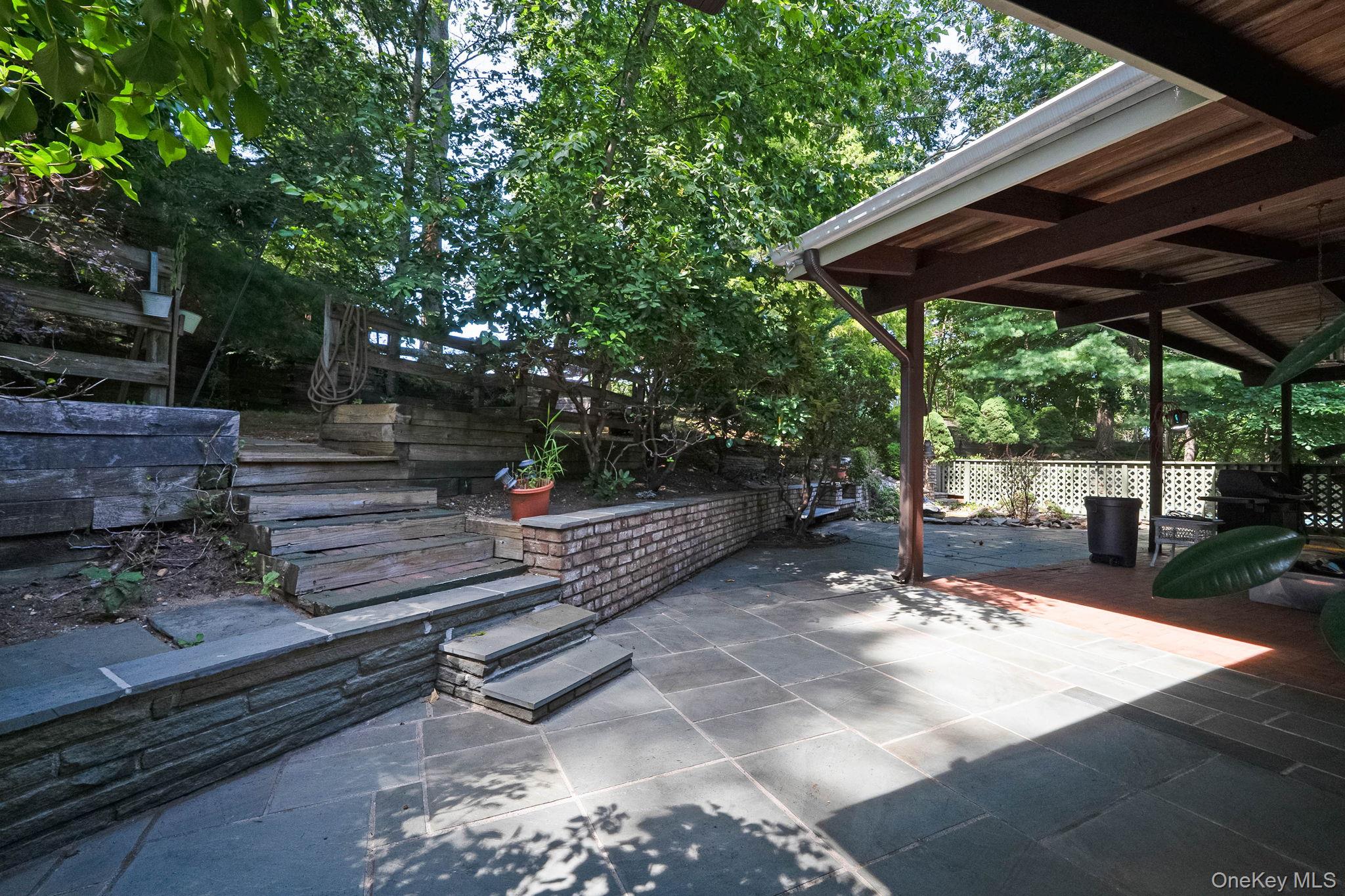 135 Oakside Drive – For Sale photo 11