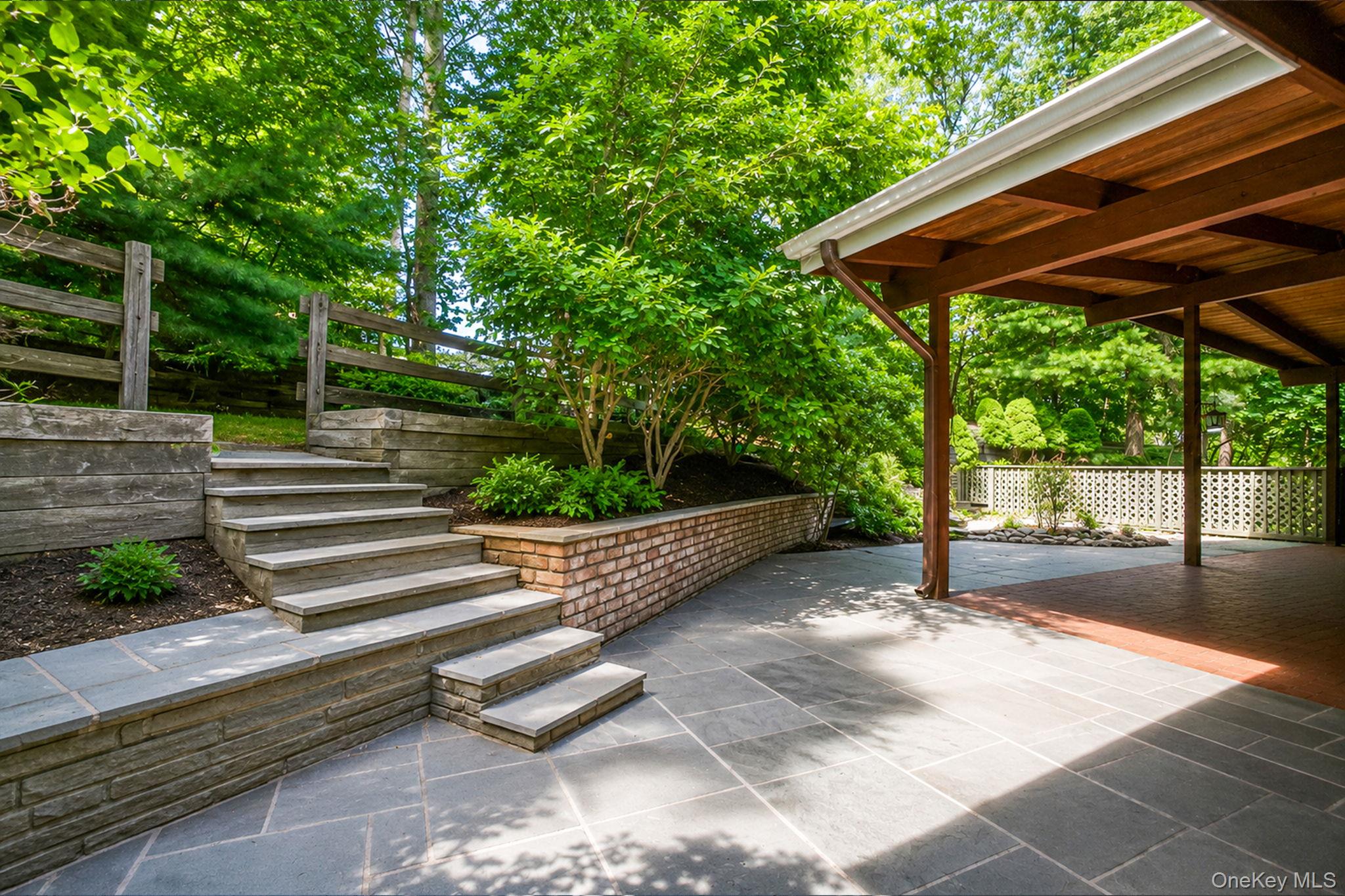 135 Oakside Drive – For Sale photo 9