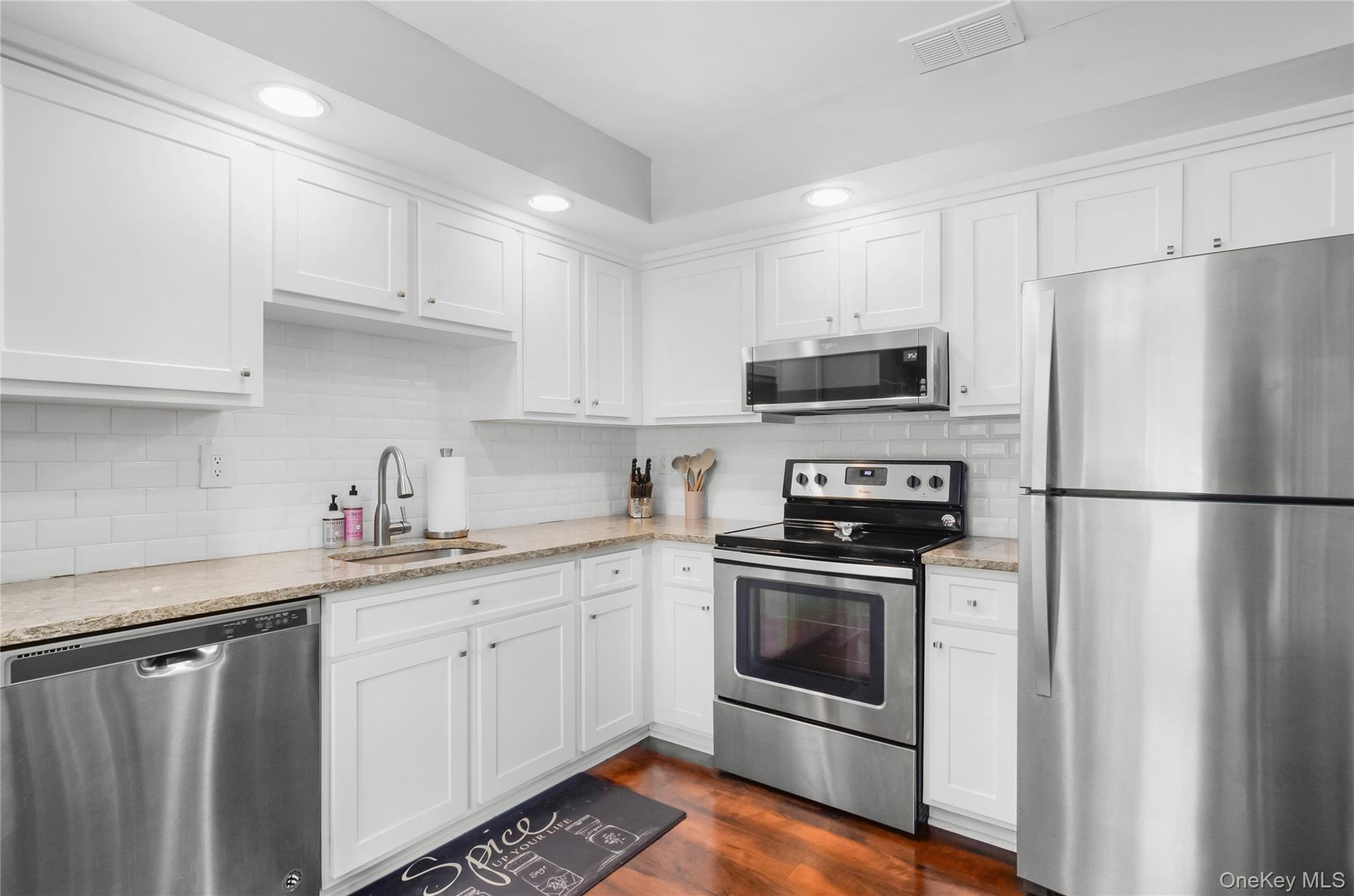 213 Springmeadow Drive, Unit K photo 7
