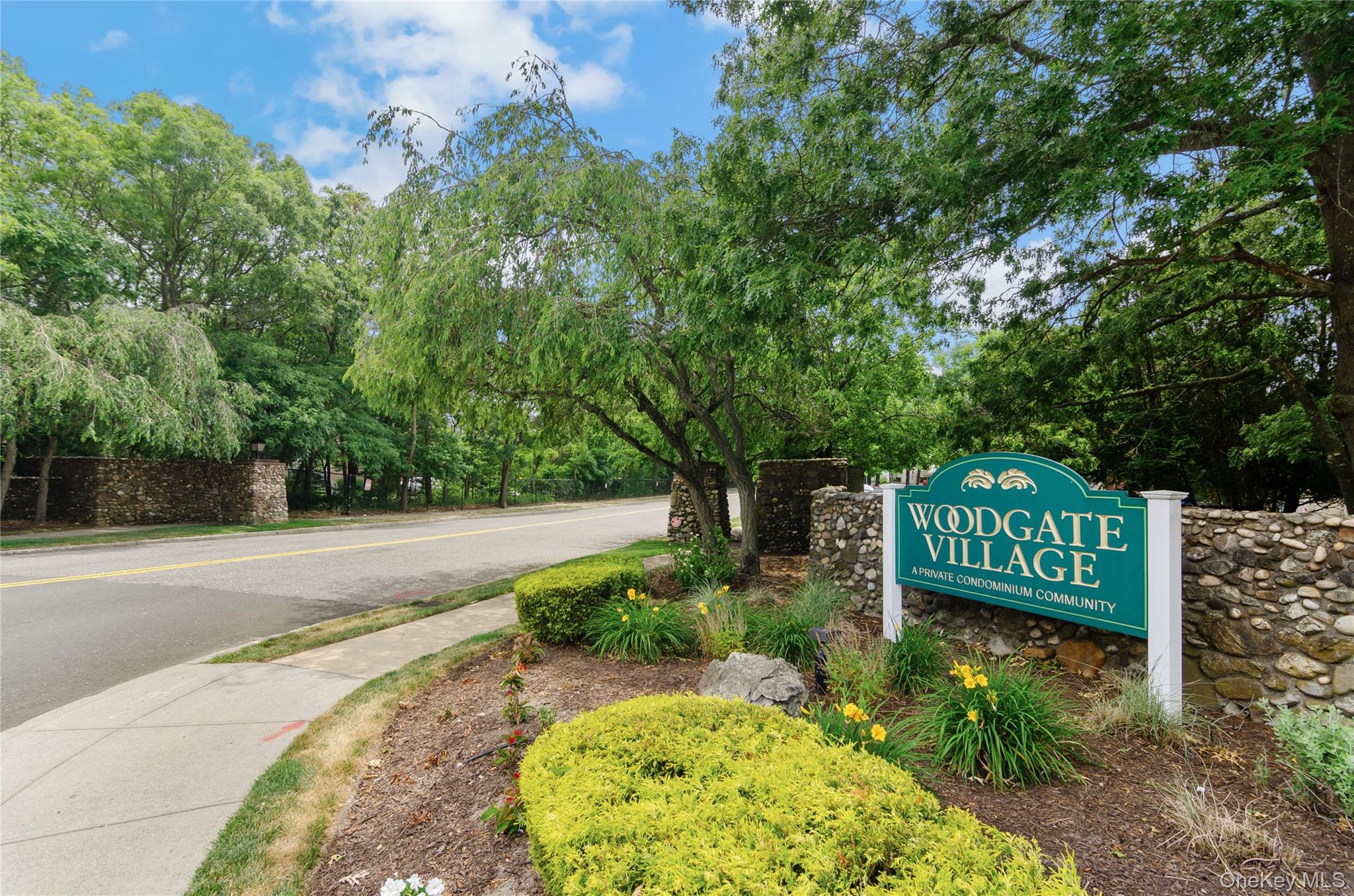 213 Springmeadow Drive, Unit K photo 26