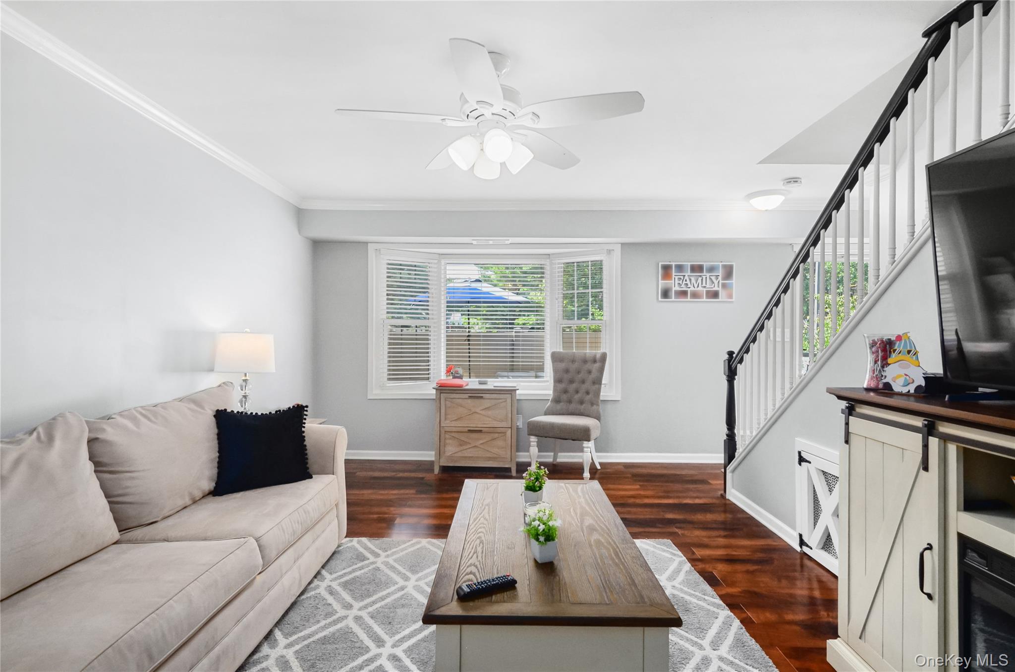 213 Springmeadow Drive, Unit K photo 12