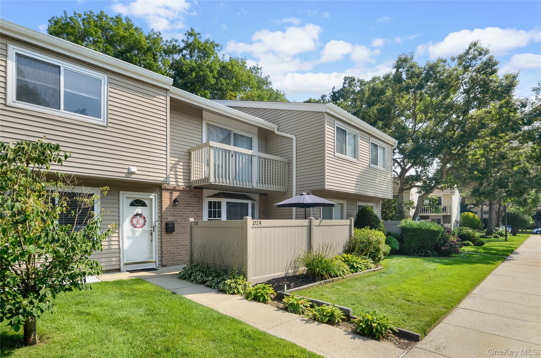 213 Springmeadow Drive, Unit K photo 10