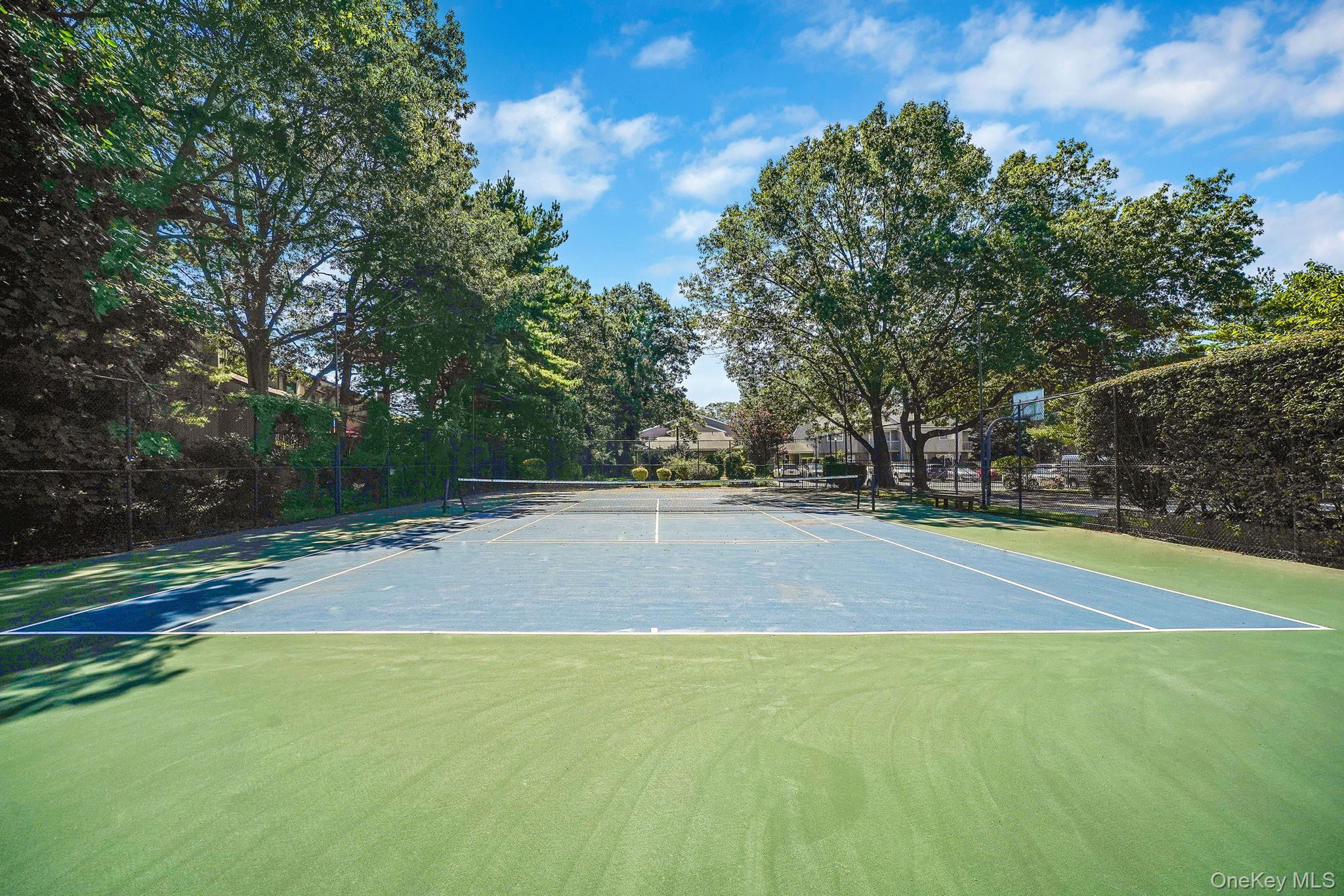 213 Springmeadow Drive, Unit K photo 25