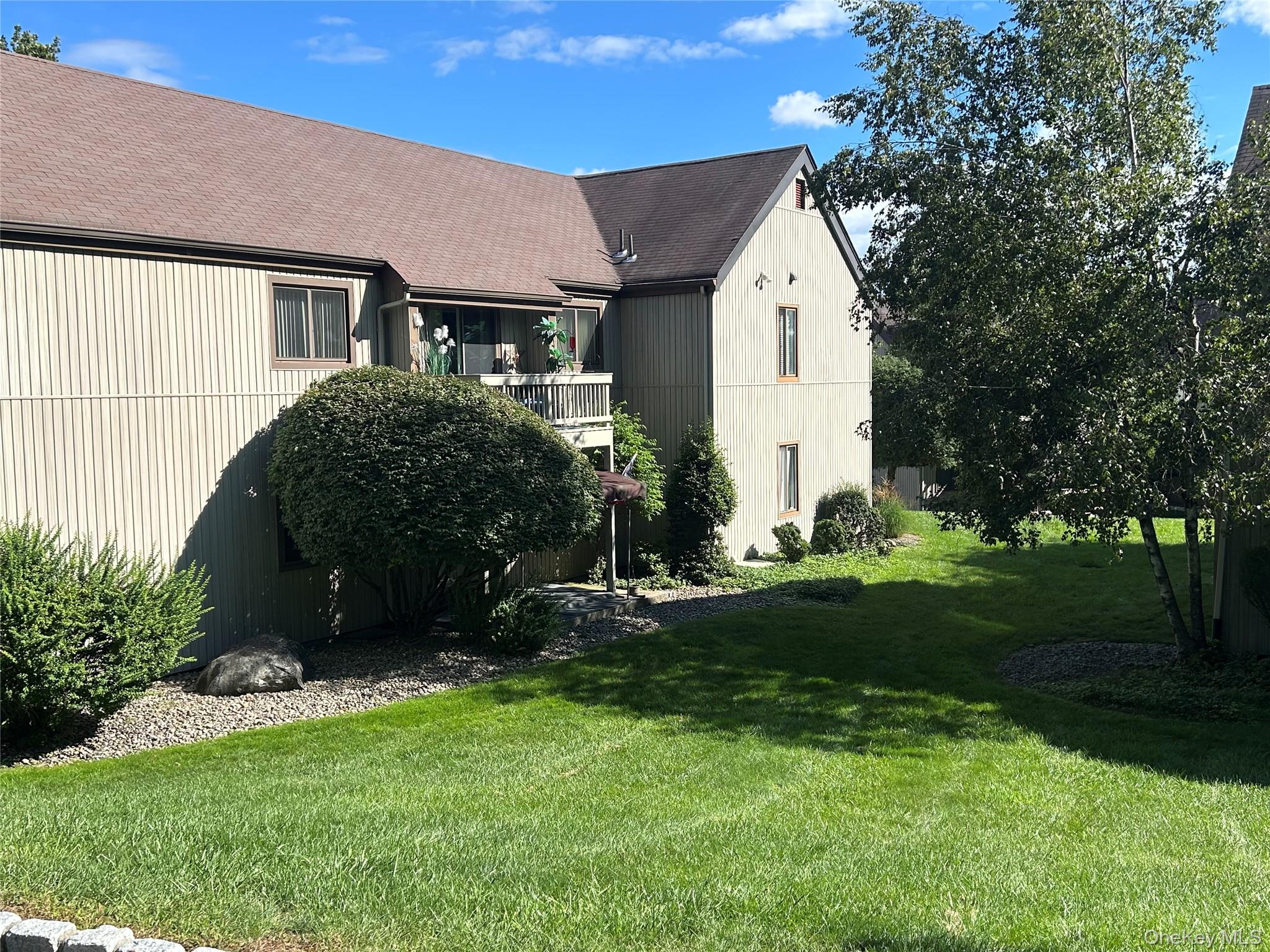 63 Sycamore Drive, Unit 63 photo 22