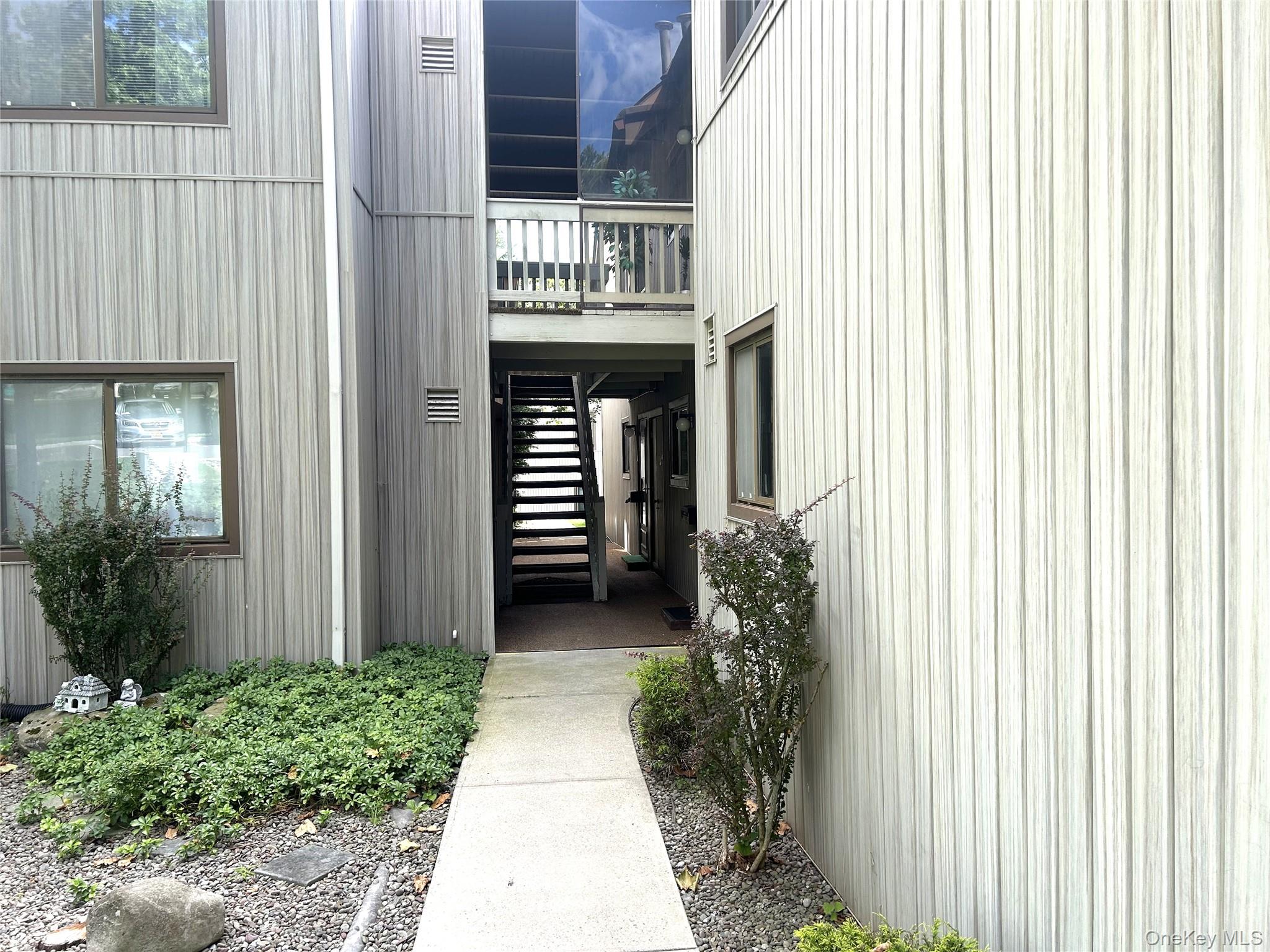 63 Sycamore Drive, Unit 63 photo 3