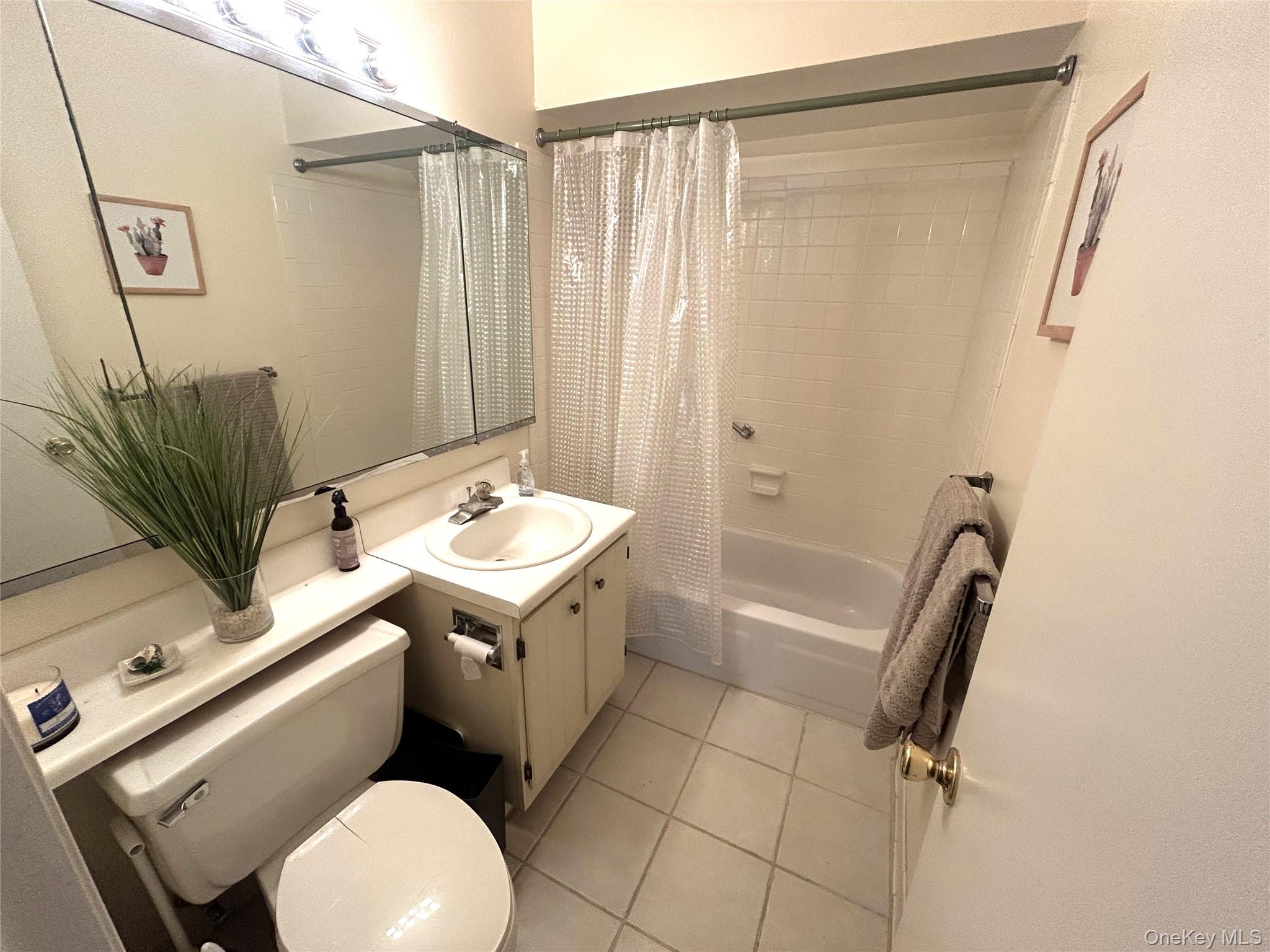 63 Sycamore Drive, Unit 63 photo 18