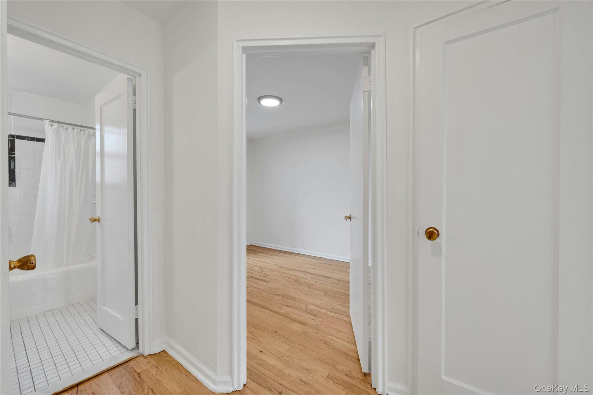5610 Netherland Avenue, Unit 1G photo 19
