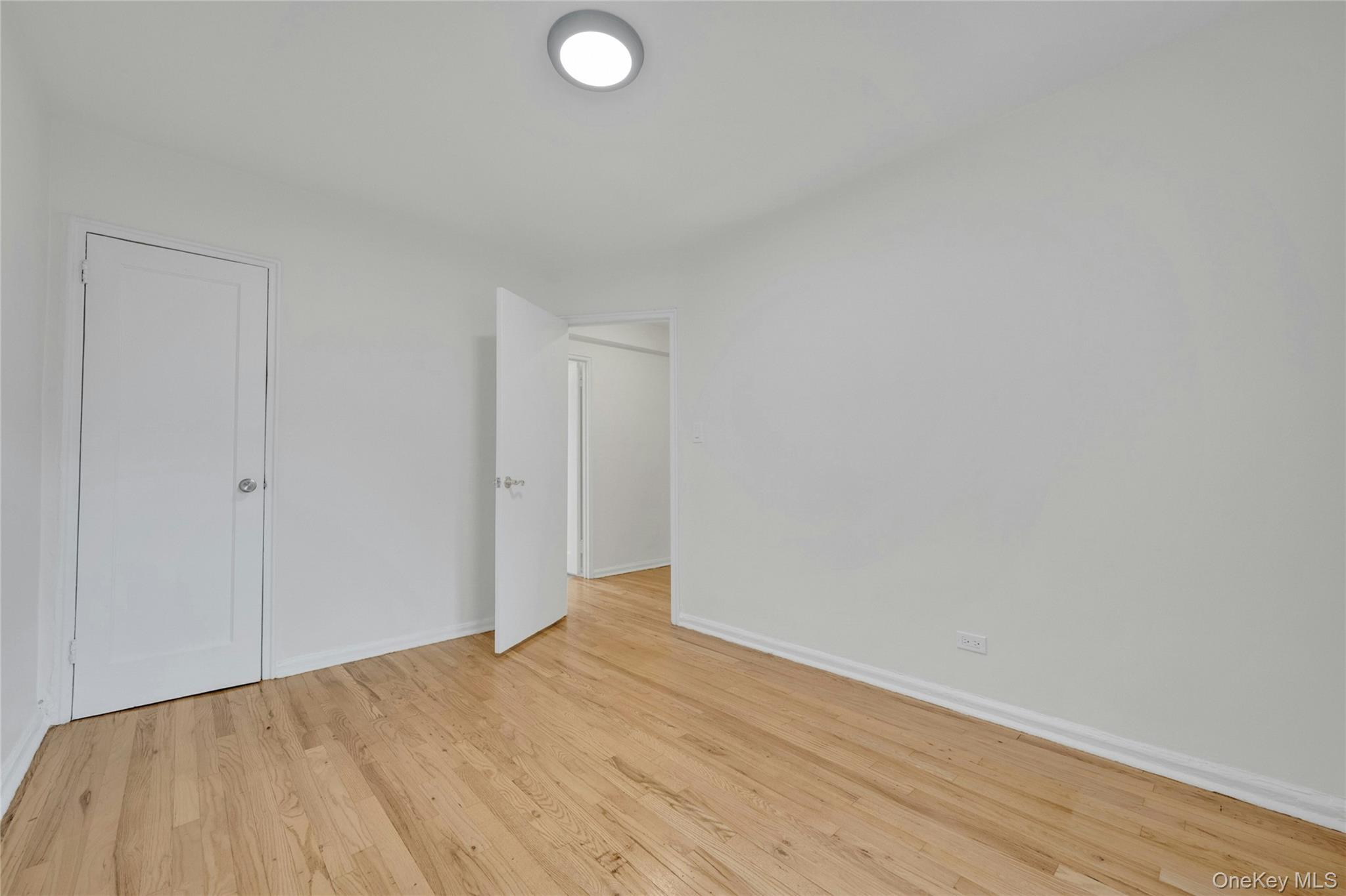 5610 Netherland Avenue, Unit 1G photo 16