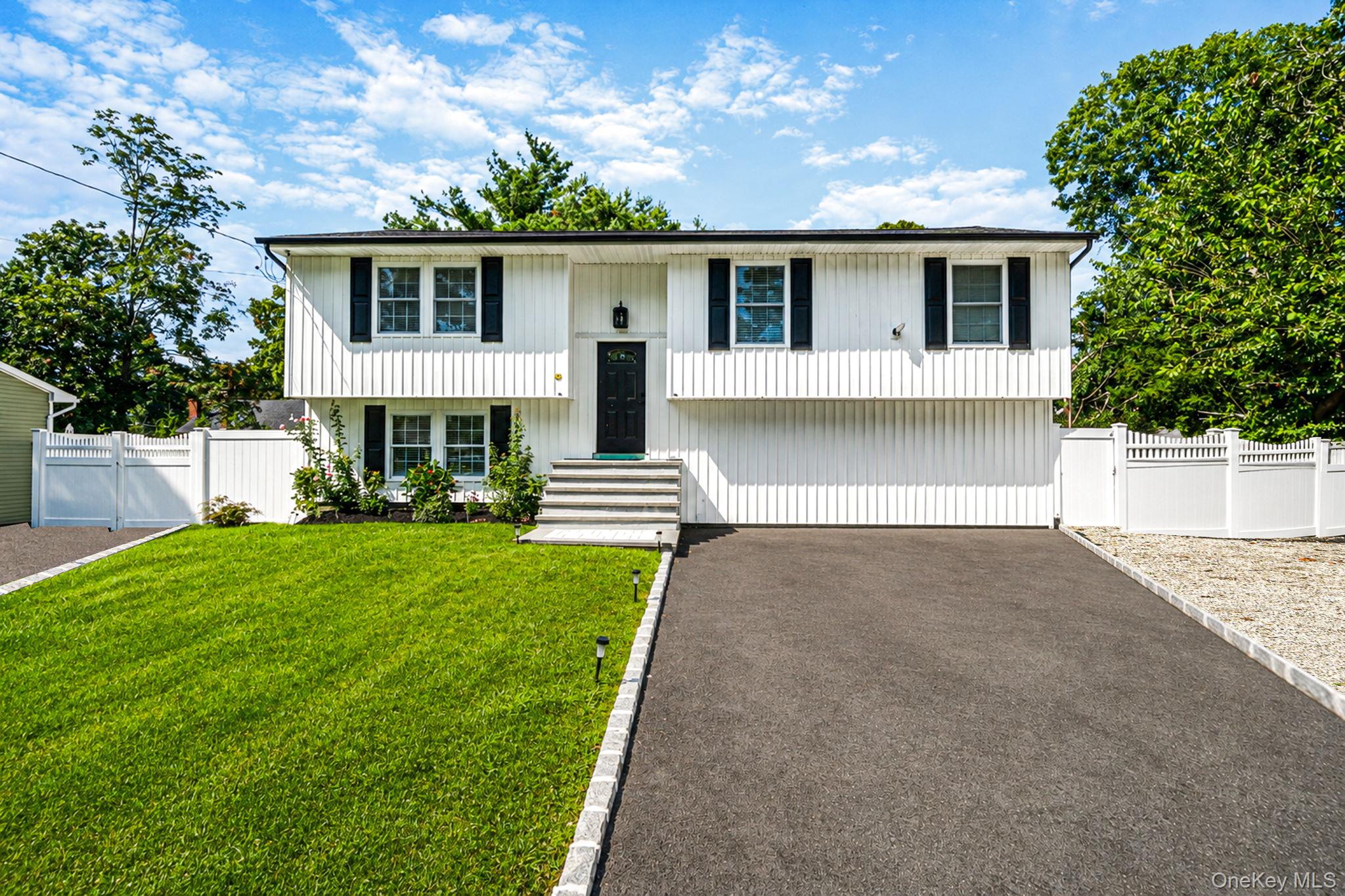 5 Curtis Court – For Sale