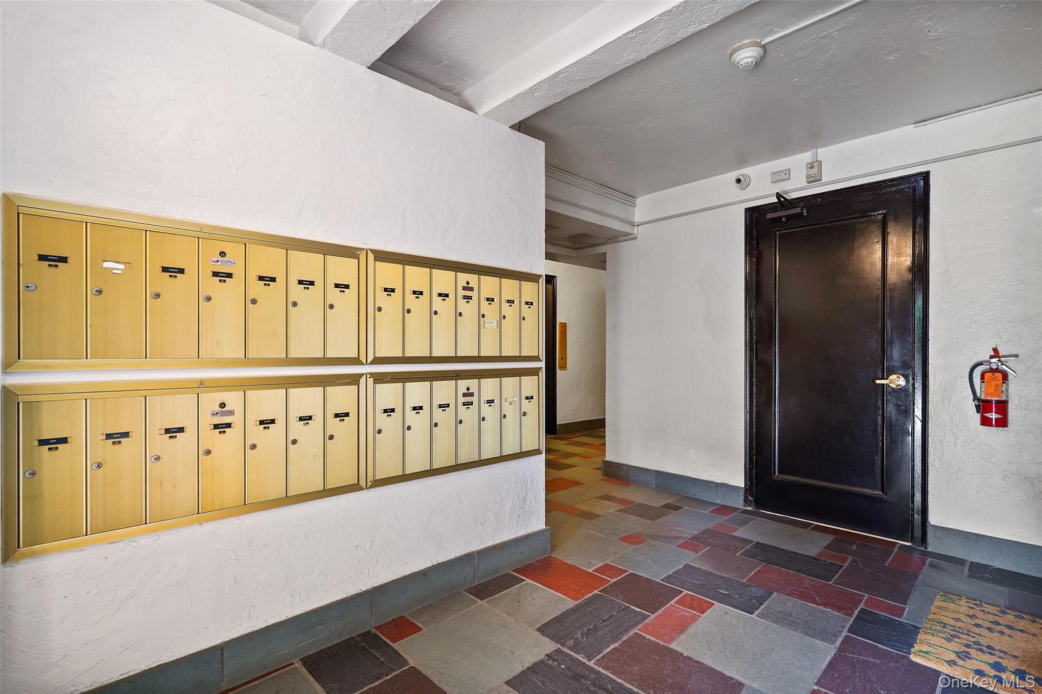 22 Sagamore Road, Unit 2B photo 25