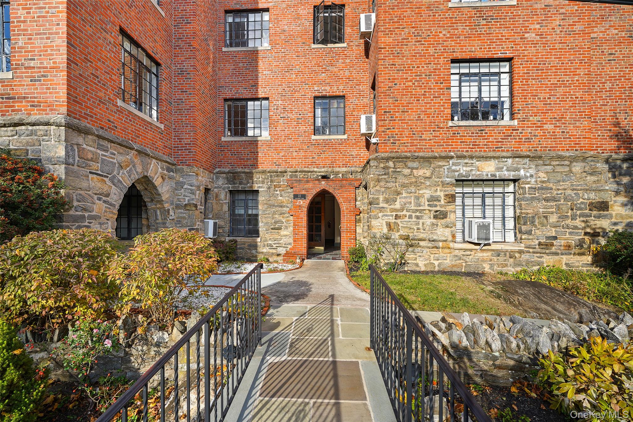 22 Sagamore Road, Unit 2B photo 24