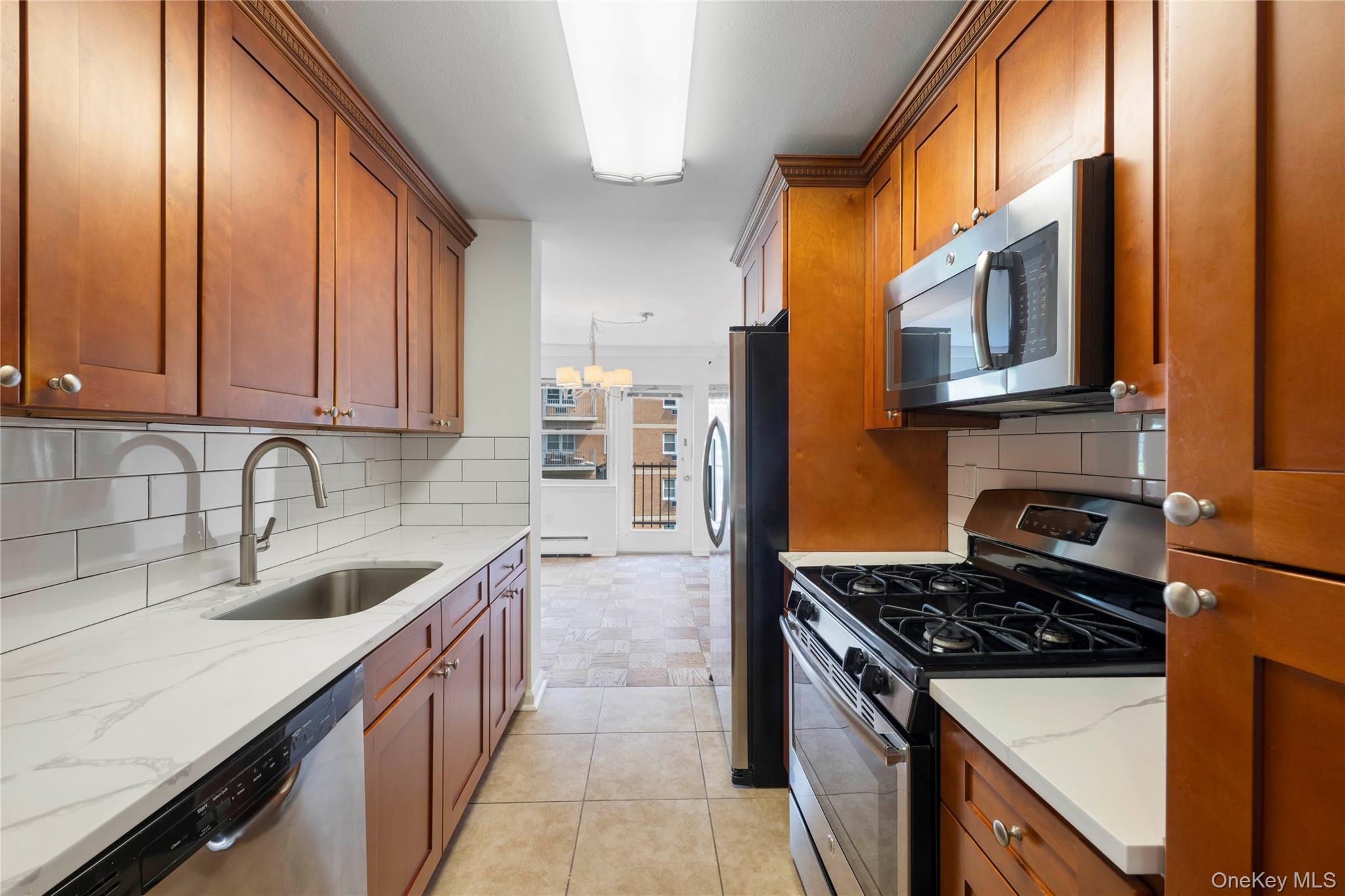 101 Gedney Street, Unit 2P photo 5