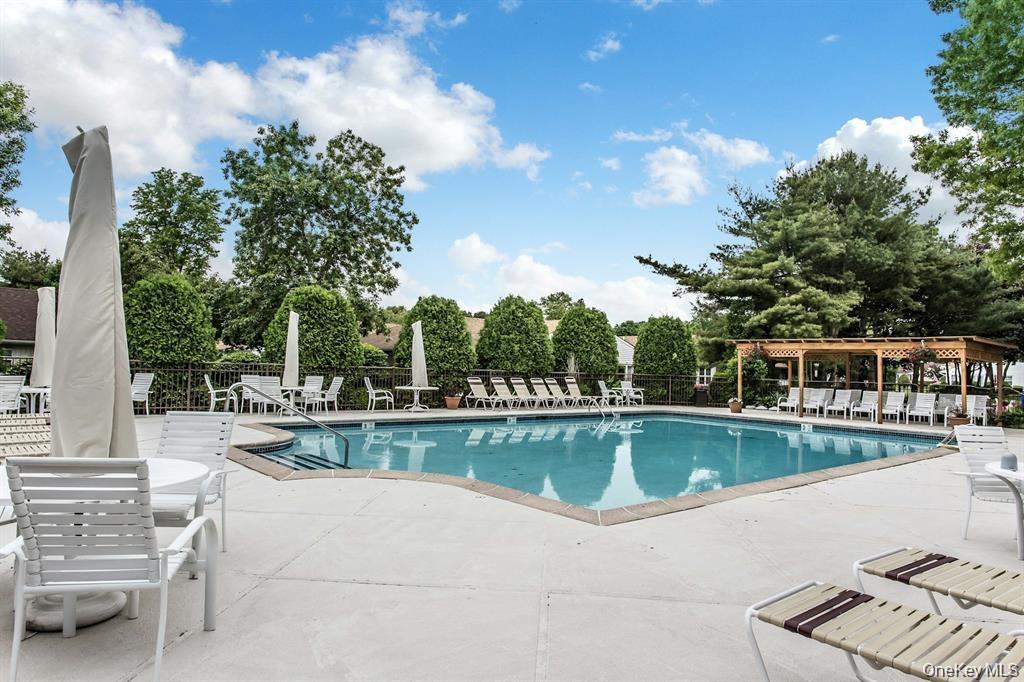 17 Revere Drive – For Sale photo 12
