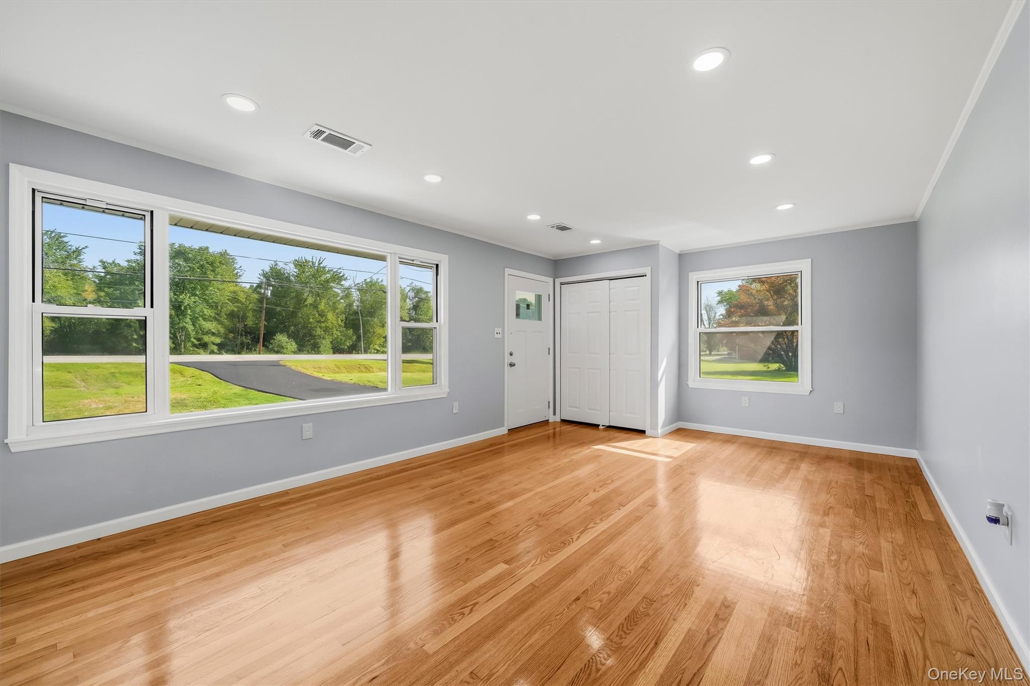 995 State Route 17K – For Sale photo 8