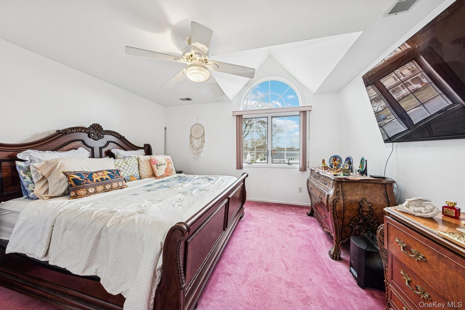 204 Broadway – For Sale photo 10