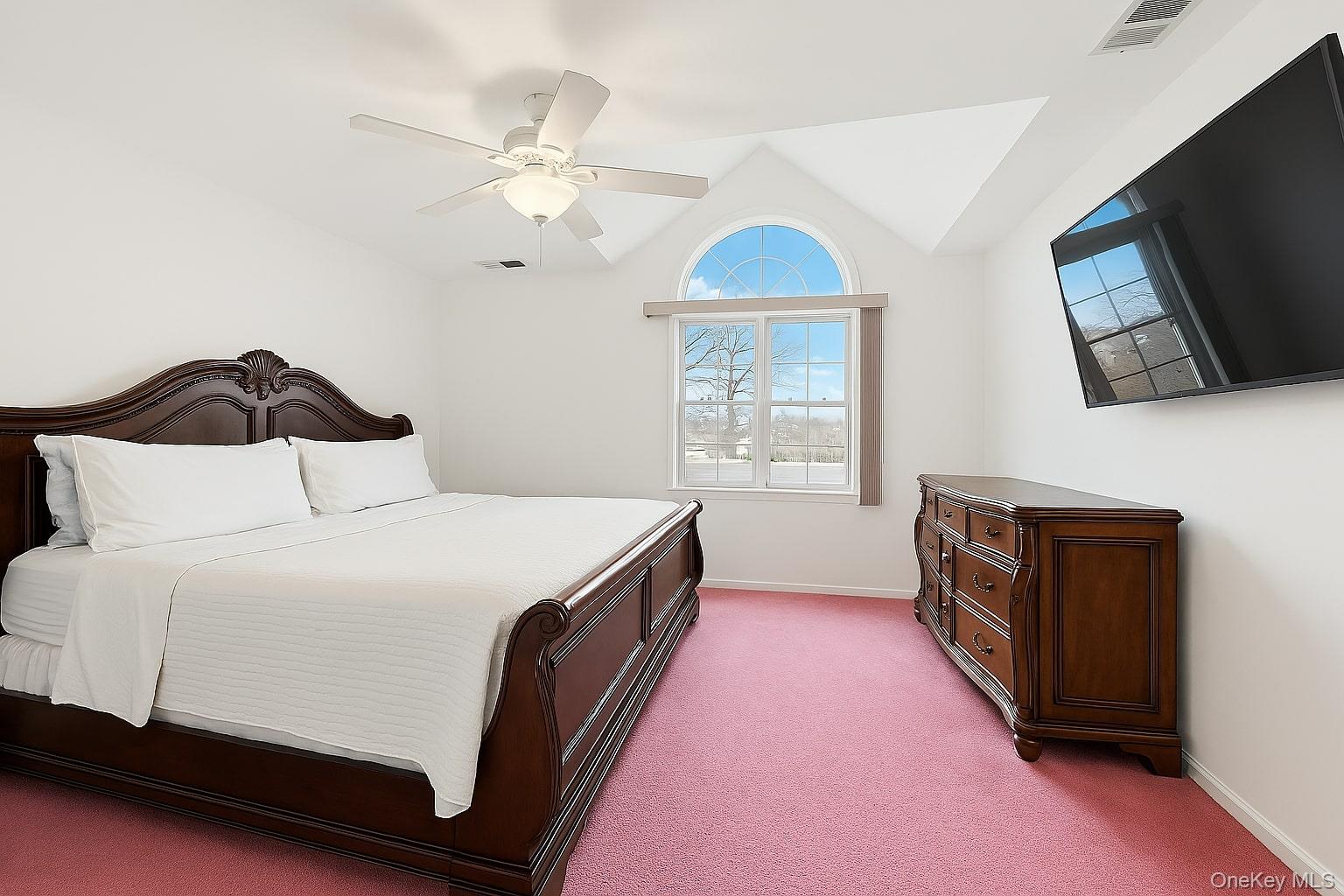 204 Broadway – For Sale photo 9