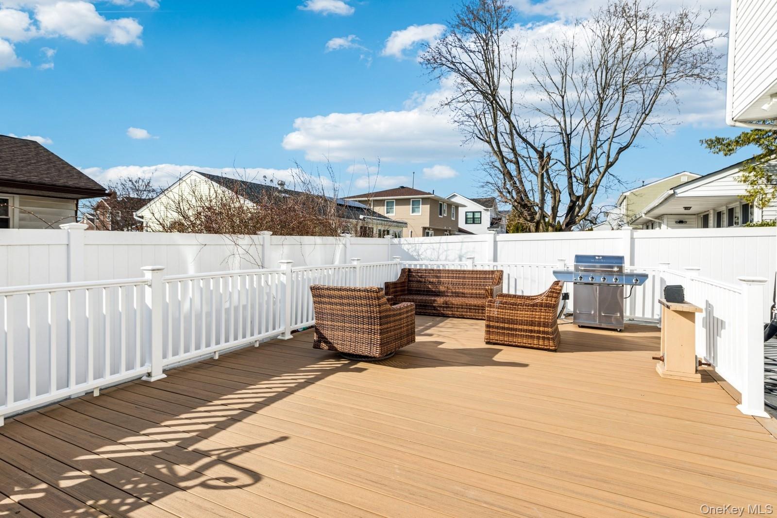 204 Broadway – For Sale photo 29