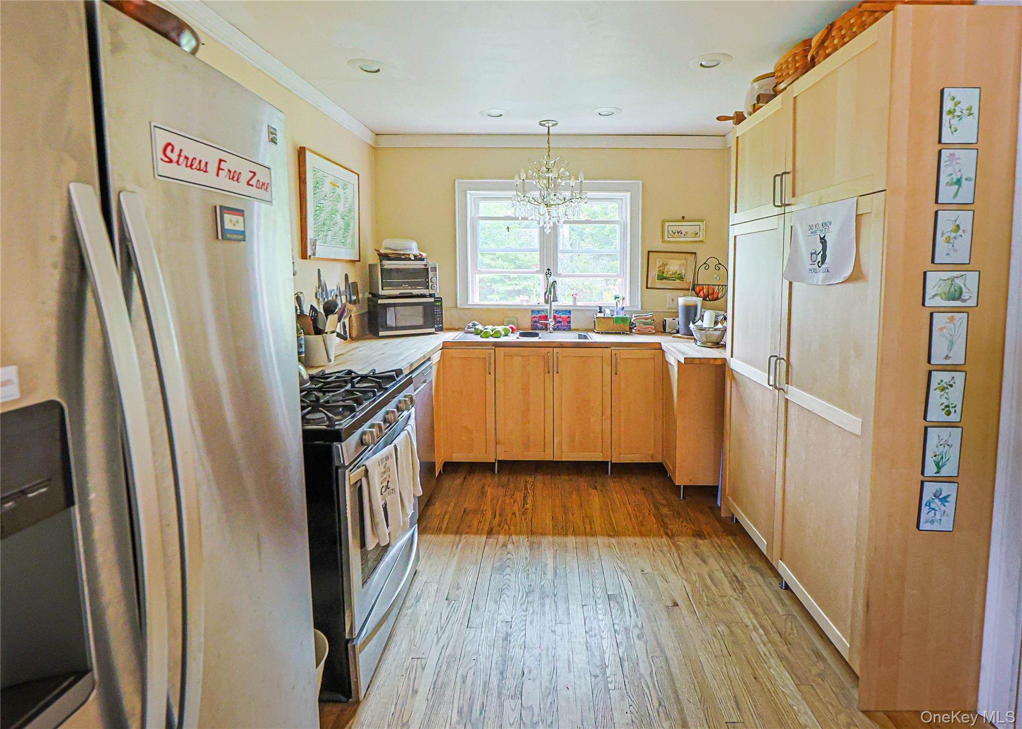1085 Violet Avenue Avenue – For Sale photo 5