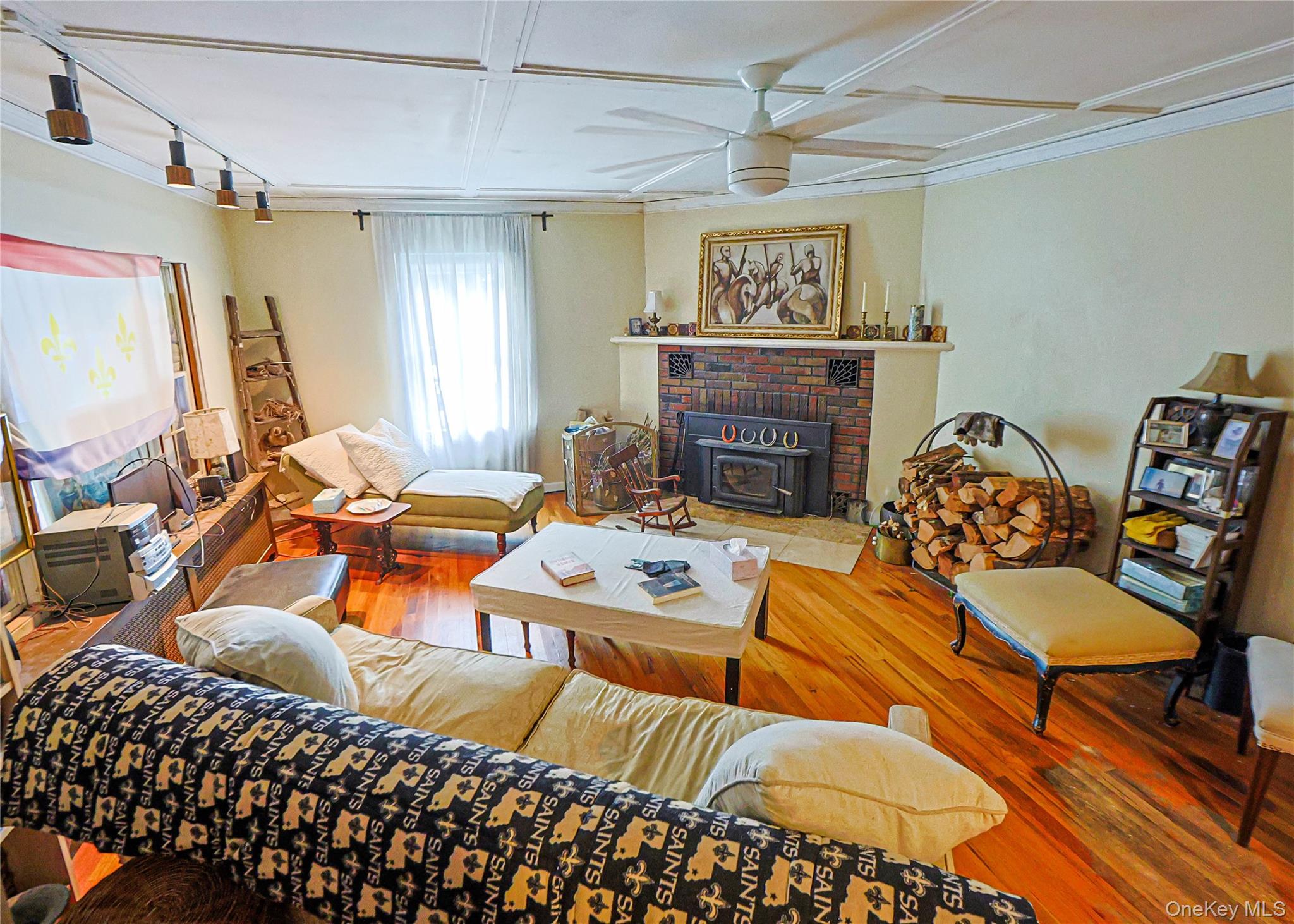 1085 Violet Avenue Avenue – For Sale photo 10