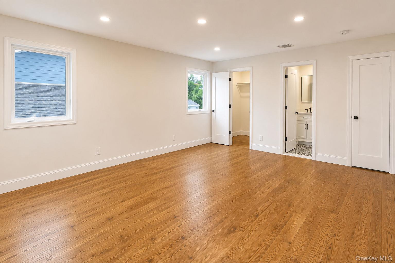 441 Roslyn Road – For Sale photo 28