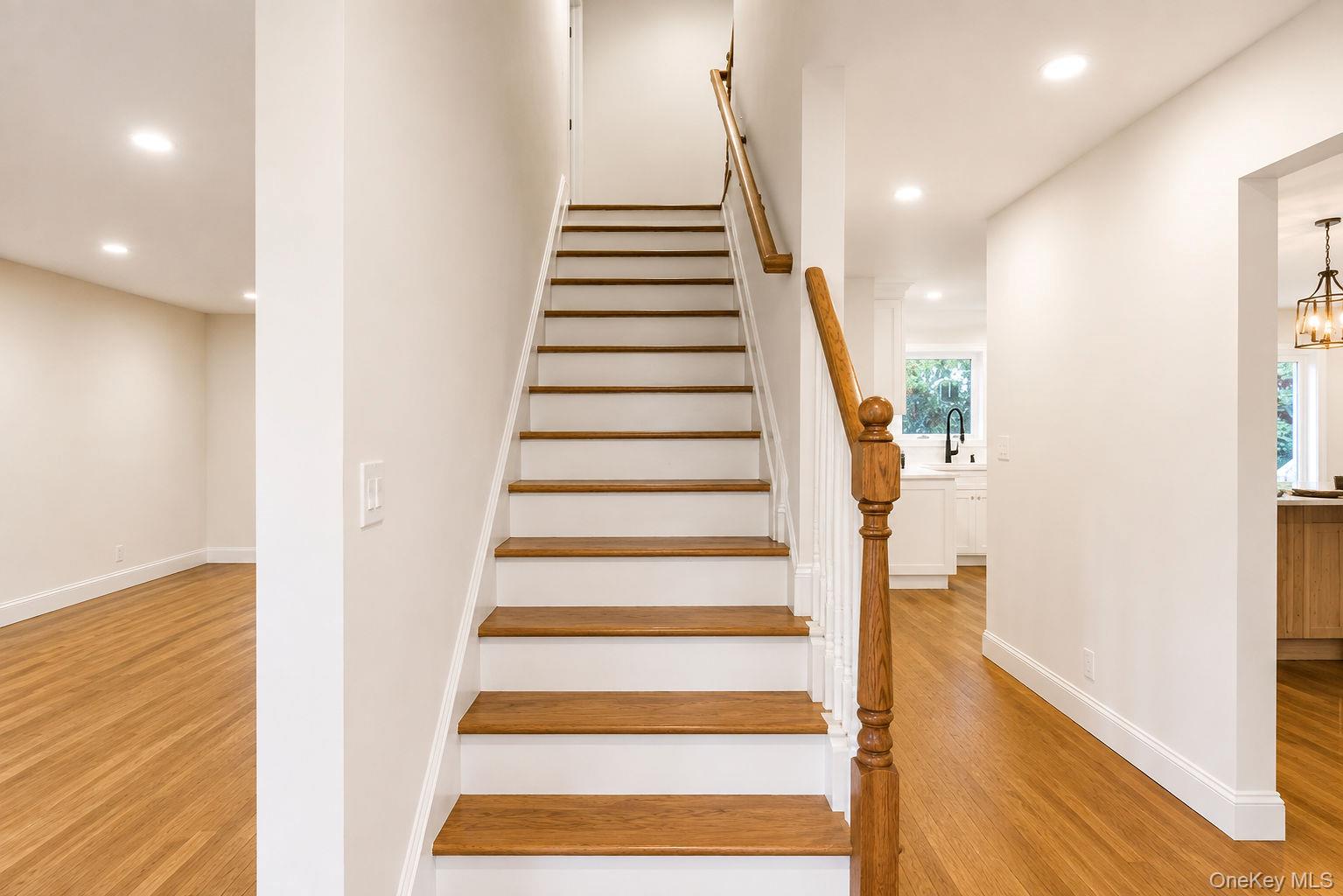 441 Roslyn Road – For Sale photo 26