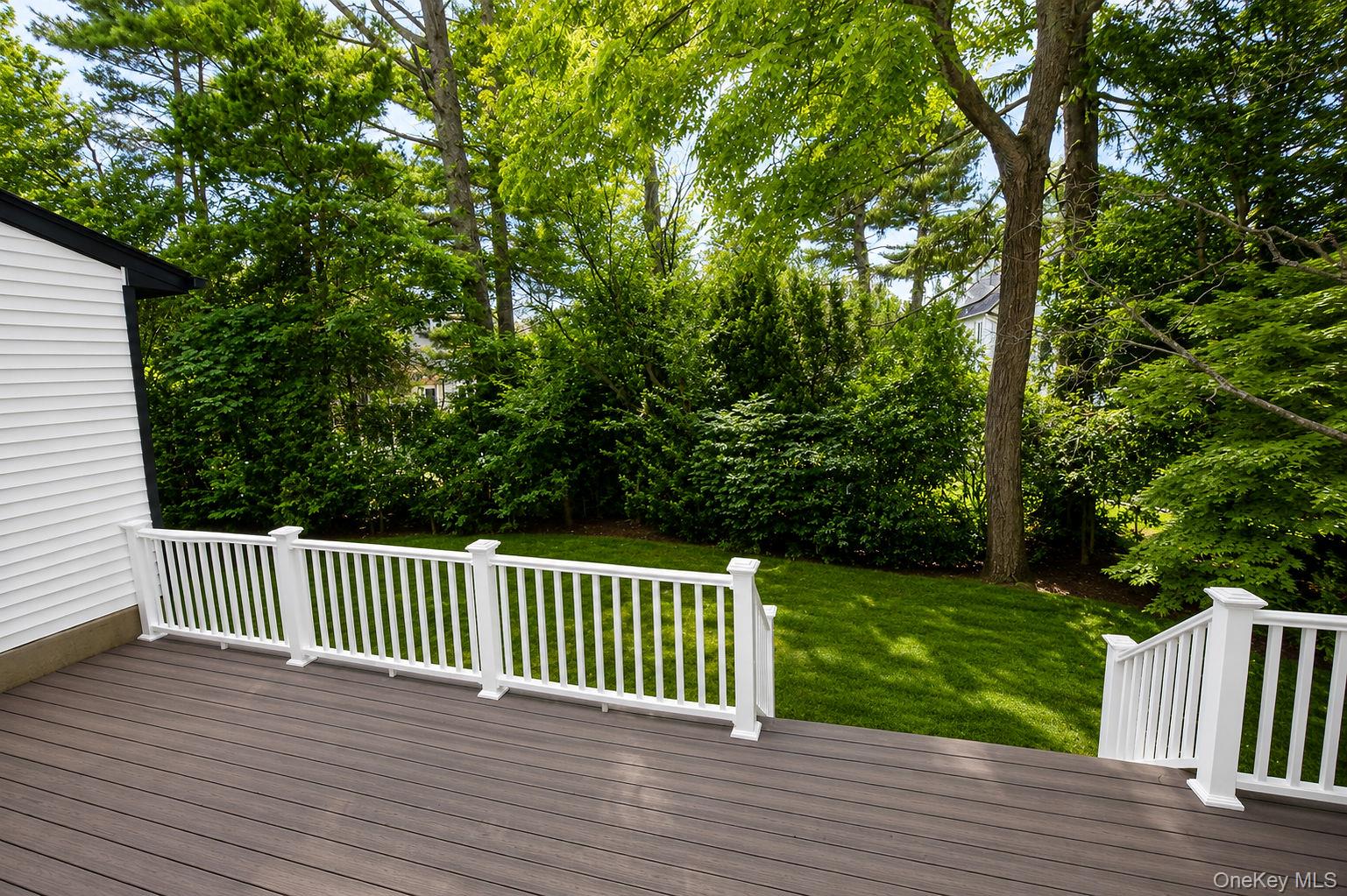 441 Roslyn Road – For Sale photo 48