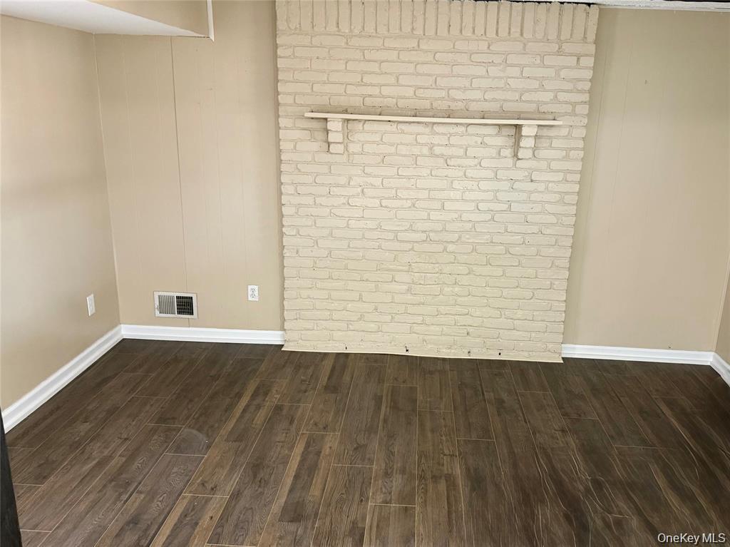 109 Harrisburg Street – For Rent photo 2
