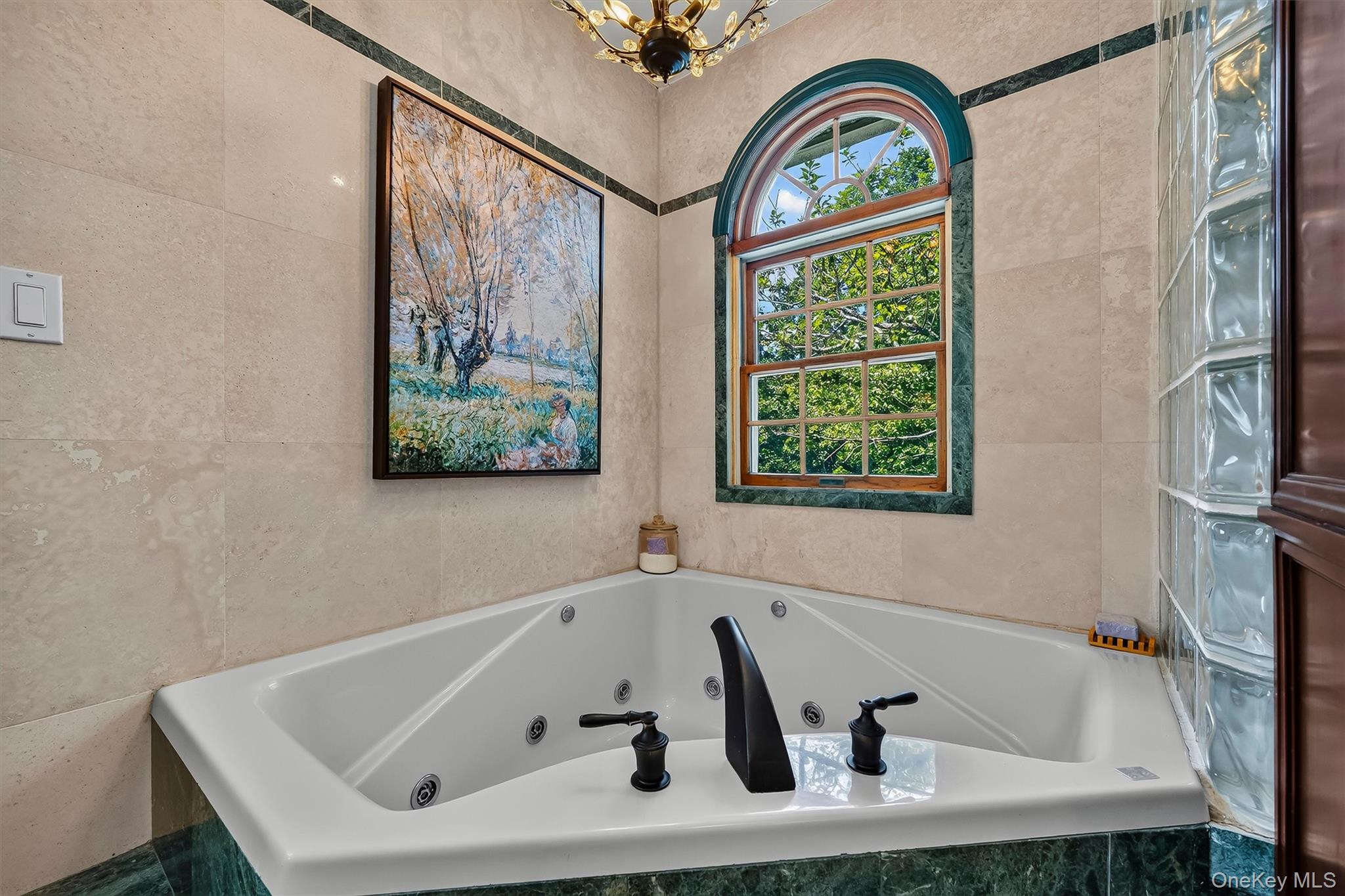 112 Mercury Court – For Sale photo 25