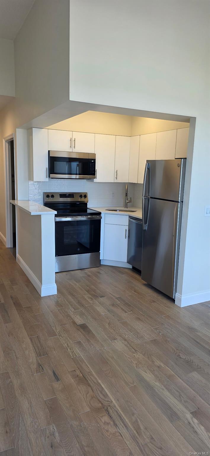 100 New Roc City Place, Unit 315 photo 6