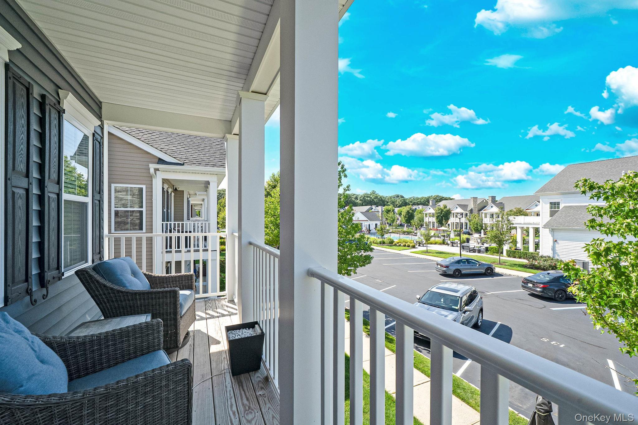 14 Park Drive S – For Sale photo 5