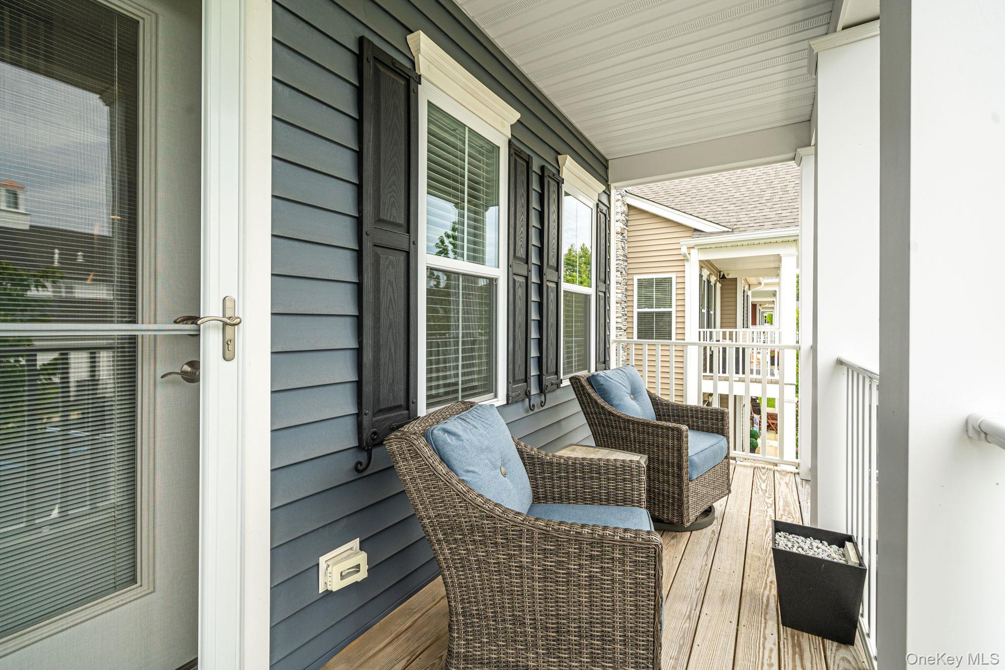 14 Park Drive S – For Sale photo 4
