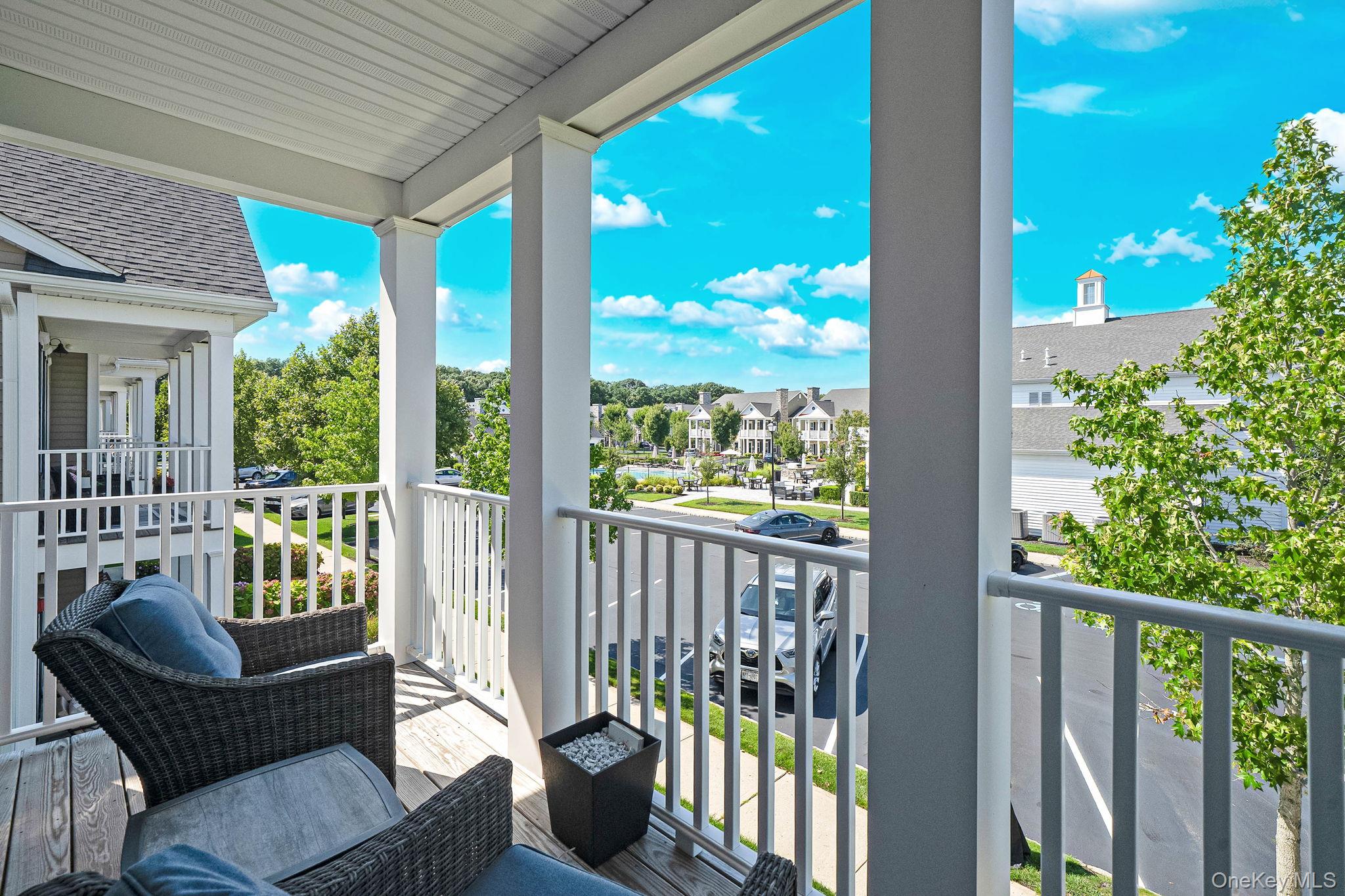 14 Park Drive S – For Sale photo 6
