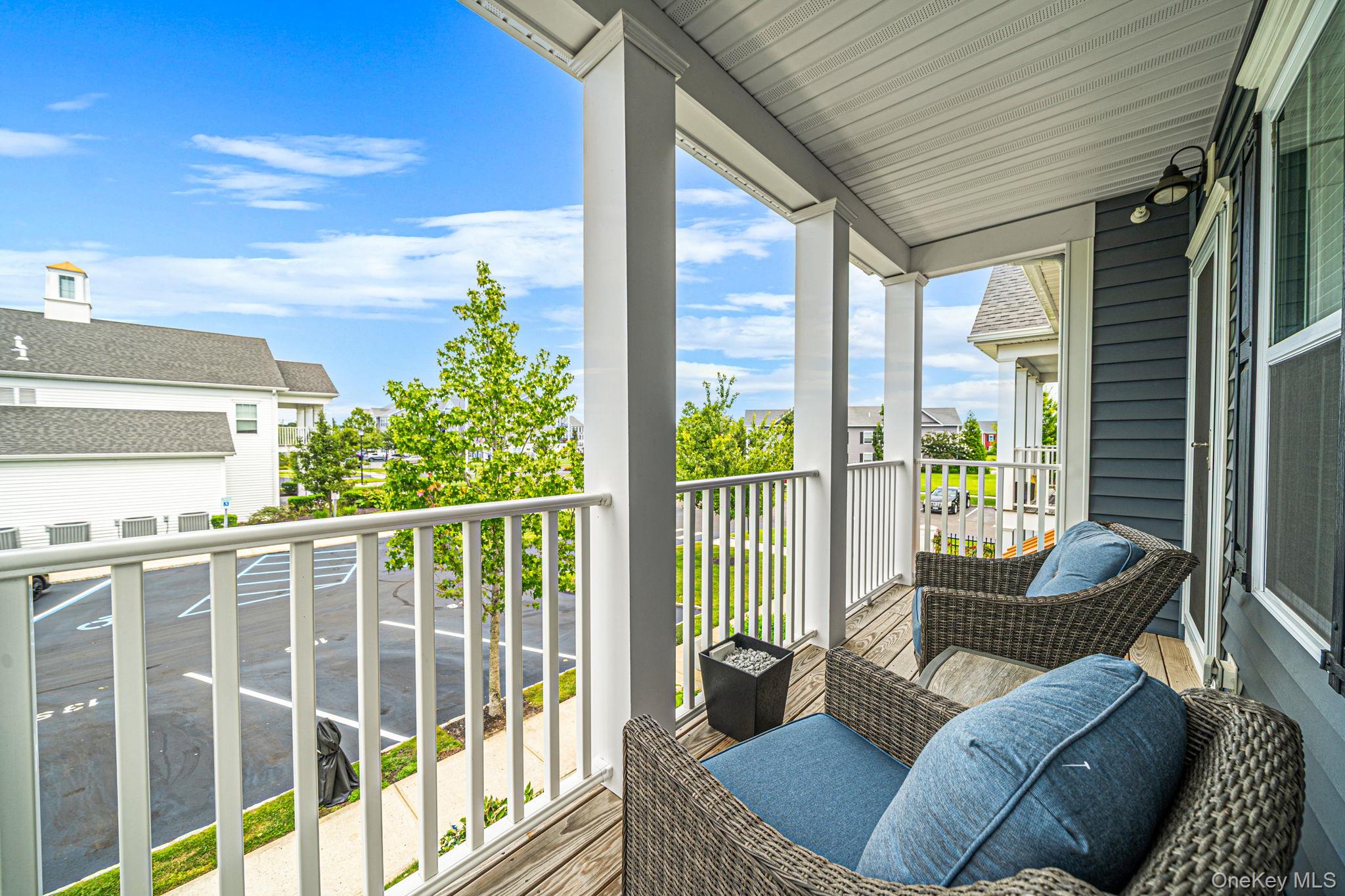 14 Park Drive S – For Sale photo 7