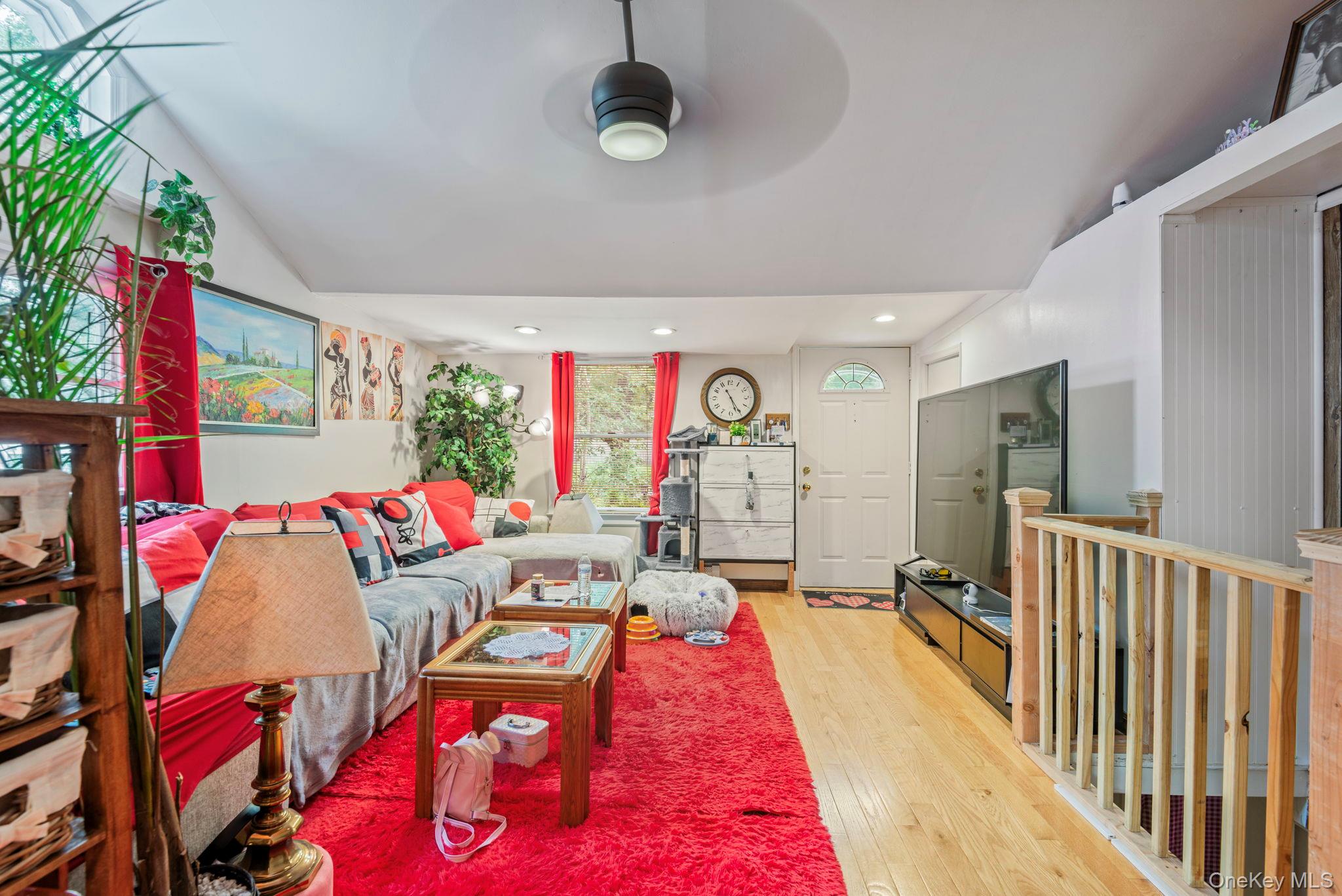 55 Inwood Avenue – For Rent photo 11