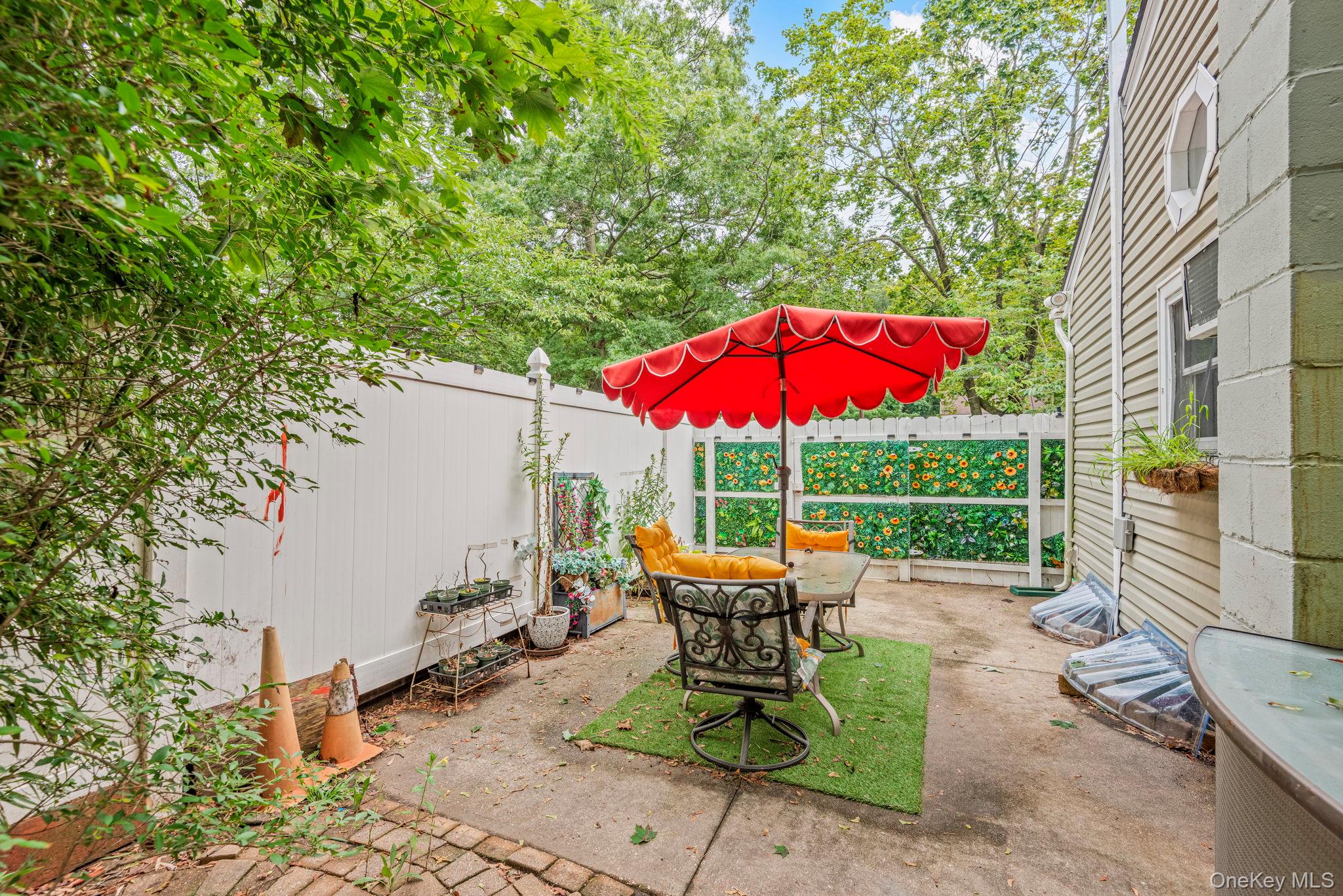55 Inwood Avenue – For Rent photo 4