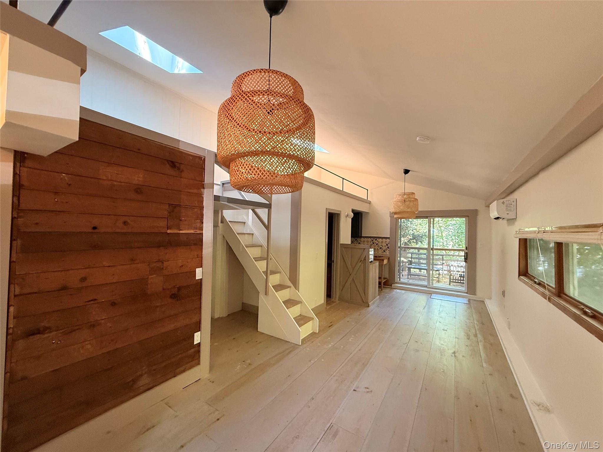 331 Thompson Street – For Rent photo 2