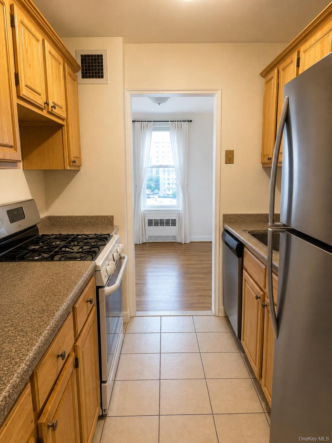 855 Broadway E, Unit 5C photo 5