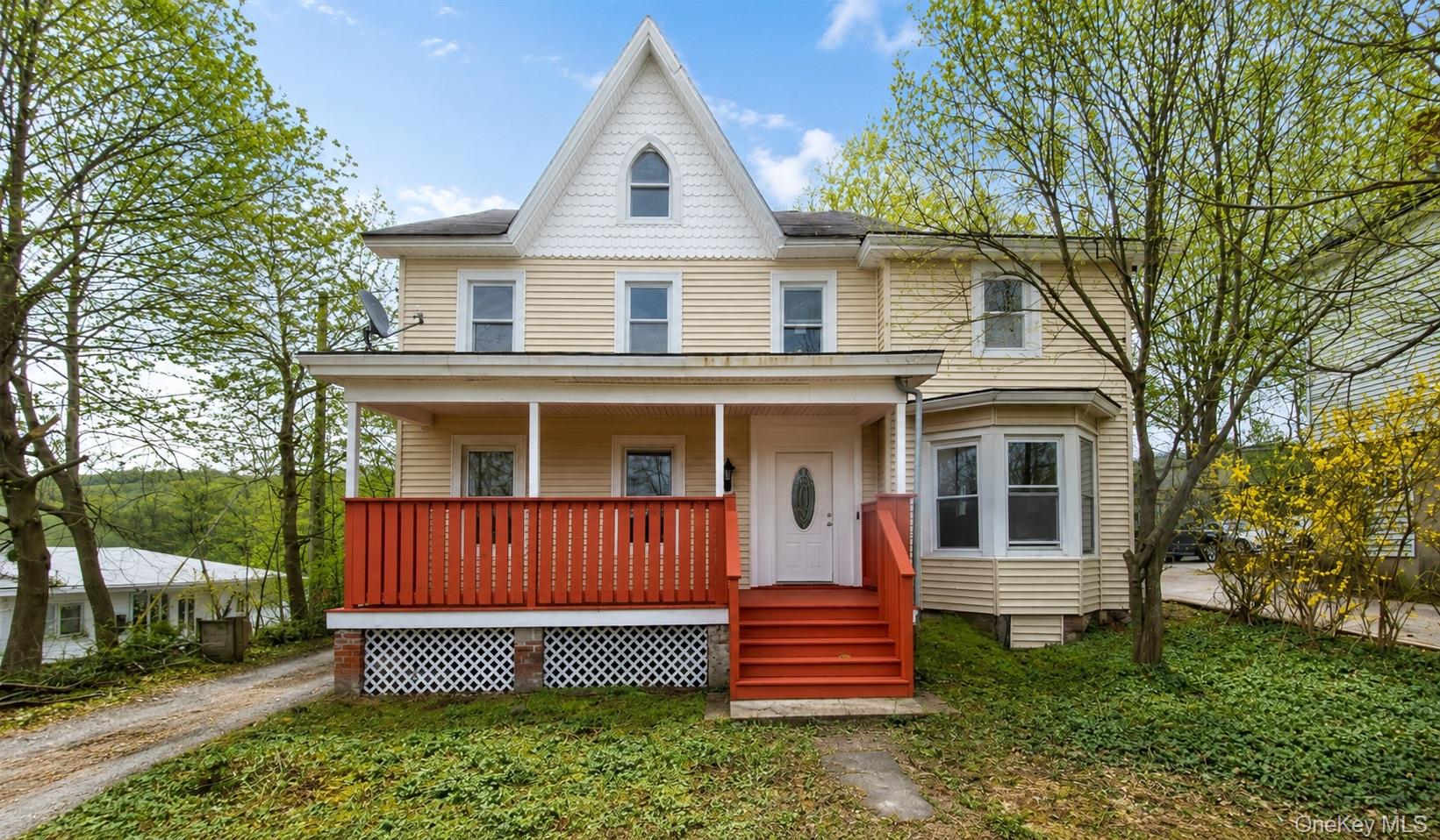 8 Smith Clove Road – For Sale
