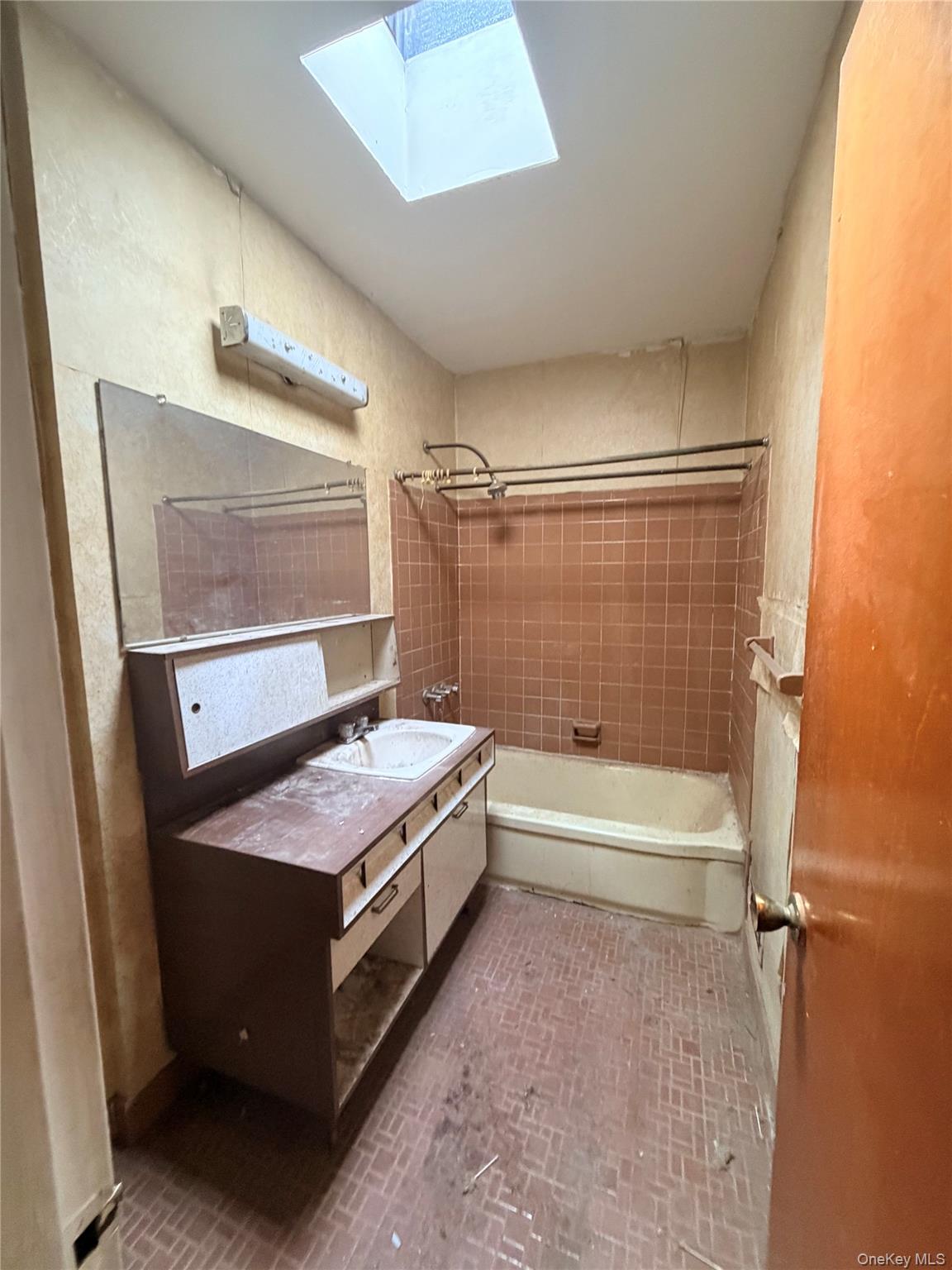 4200 E Tremont Avenue – For Sale photo 14