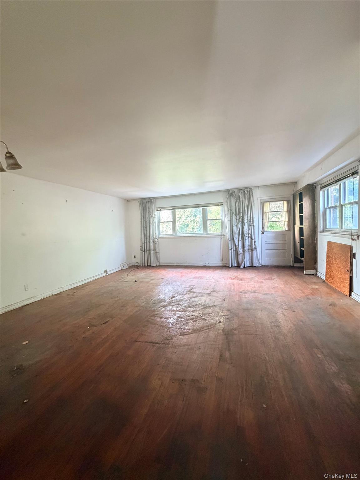 4200 E Tremont Avenue – For Sale photo 5