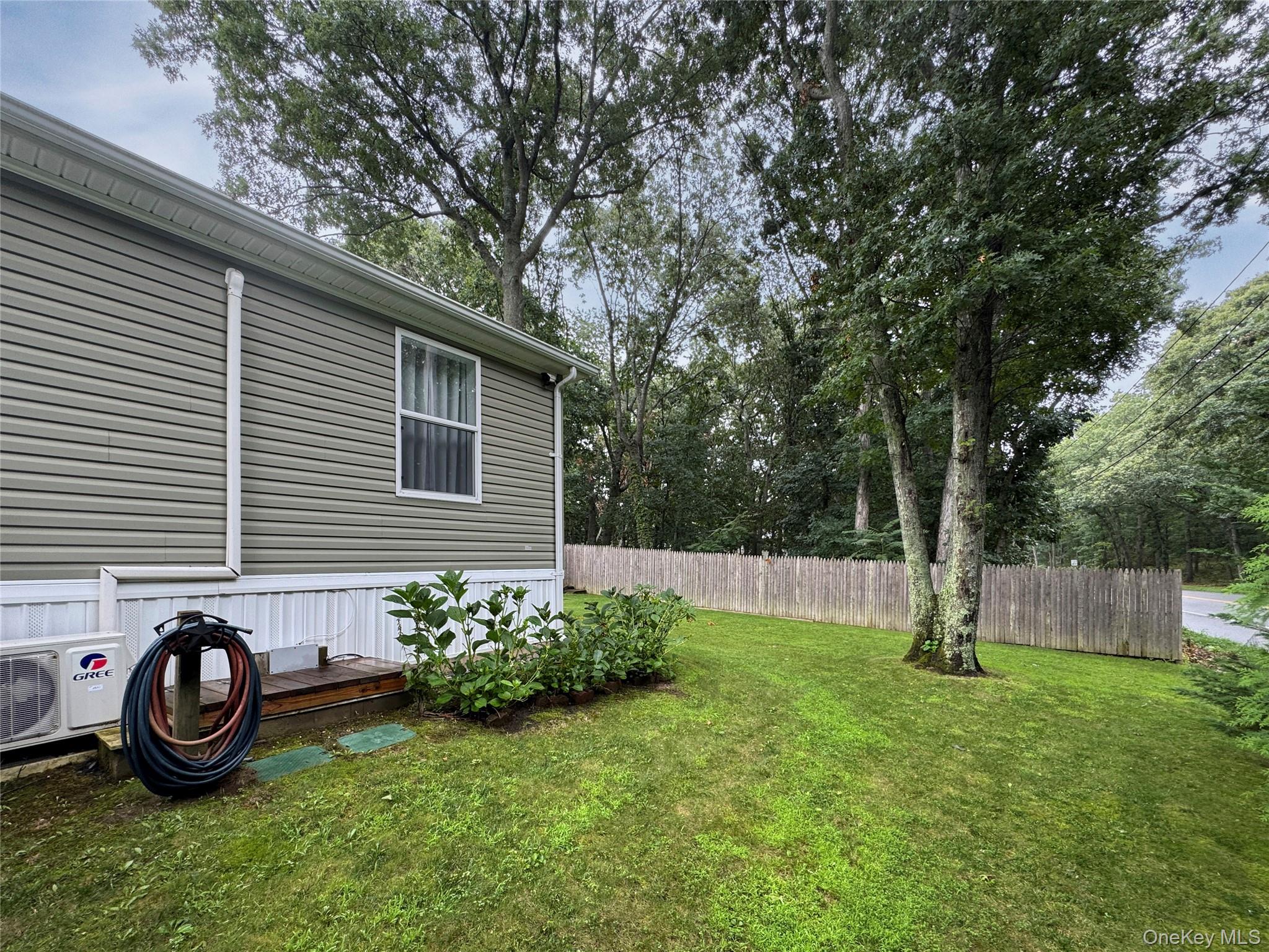 1800 Osborn Ave. Unit 1E Osborn – For Sale photo 2