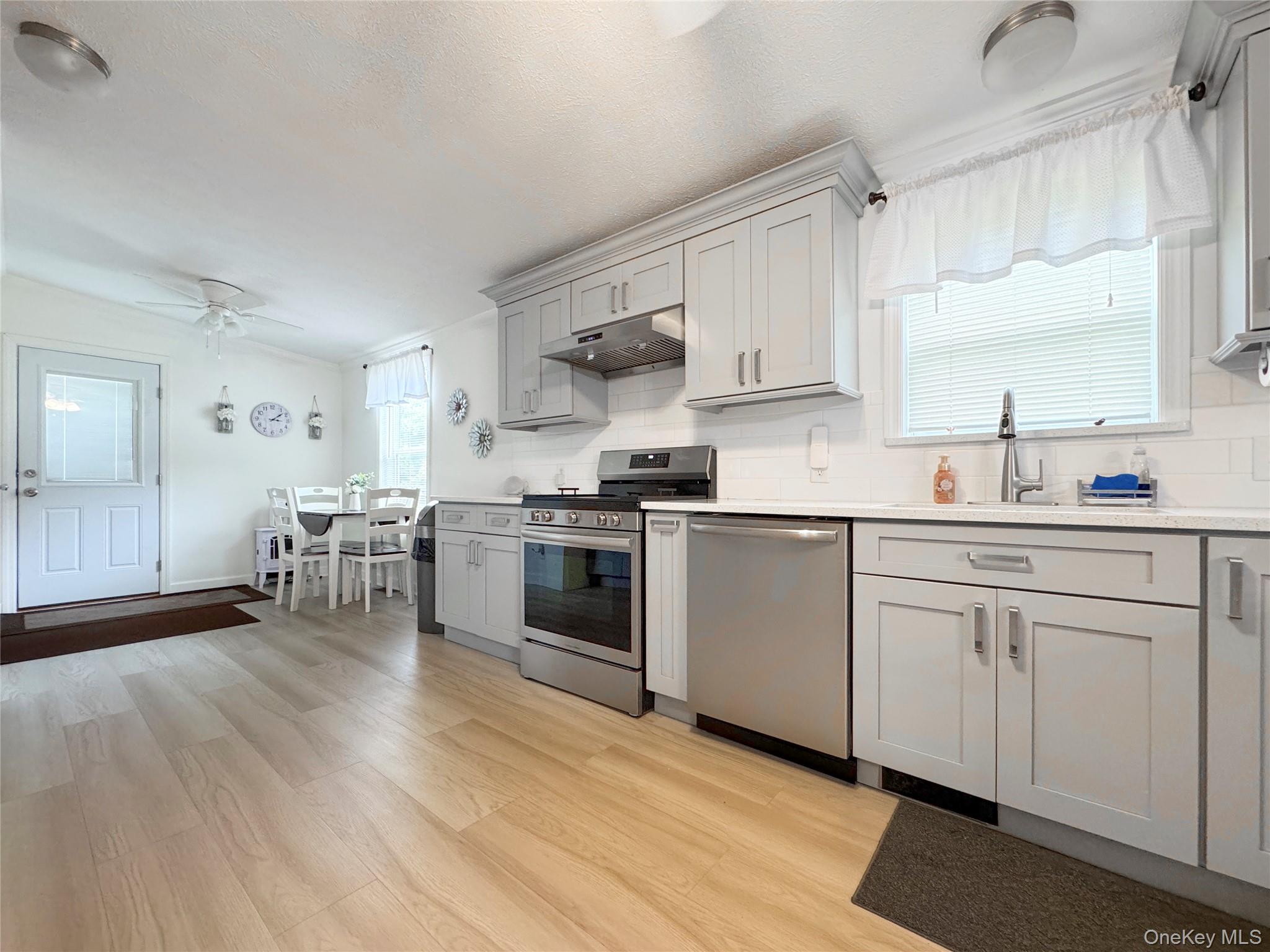 1800 Osborn Ave. Unit 1E Osborn – For Sale photo 4