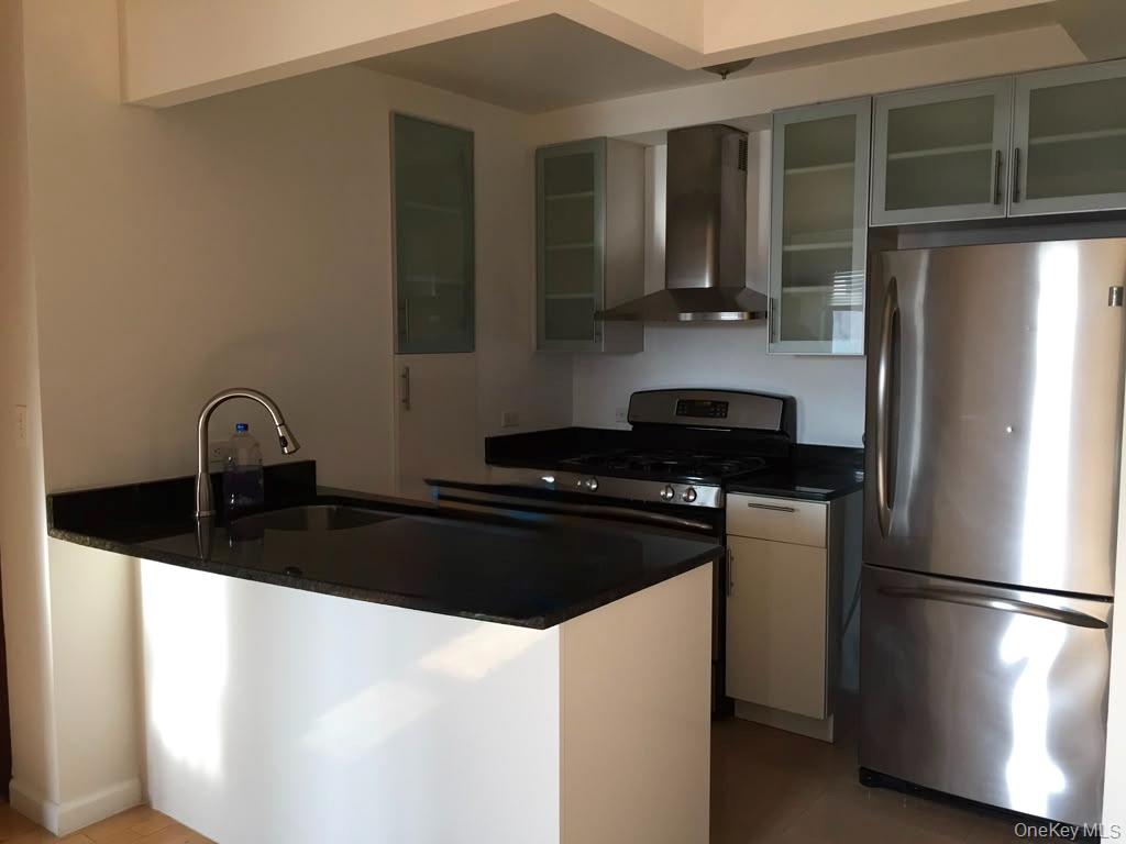 30-80 21st Street, Unit 5B